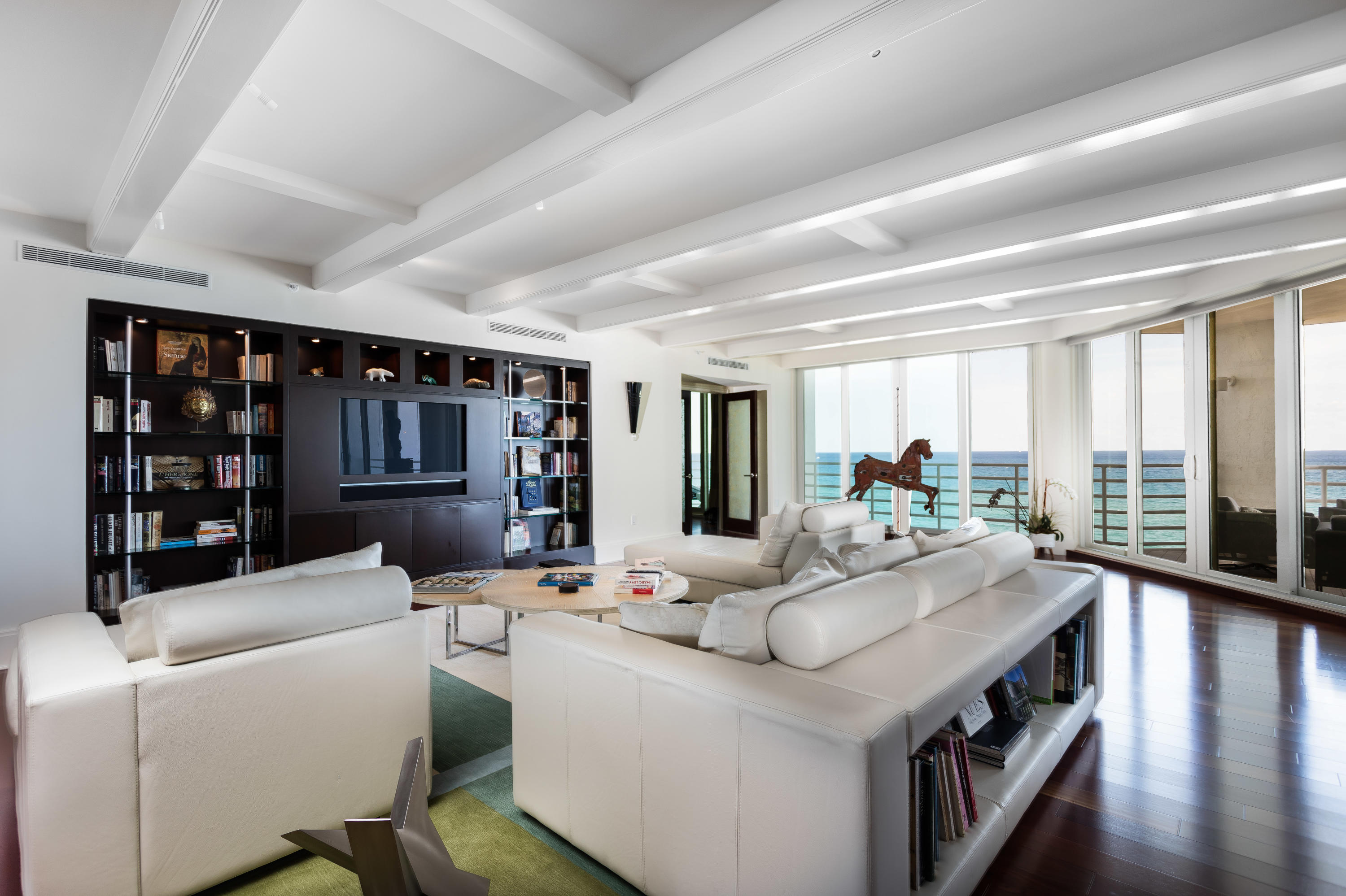 PRESIDENTIAL PLACE CONDO - Residential