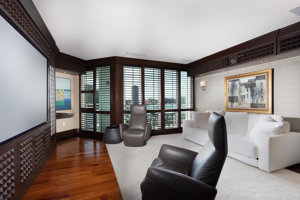 PRESIDENTIAL PLACE CONDO - Residential