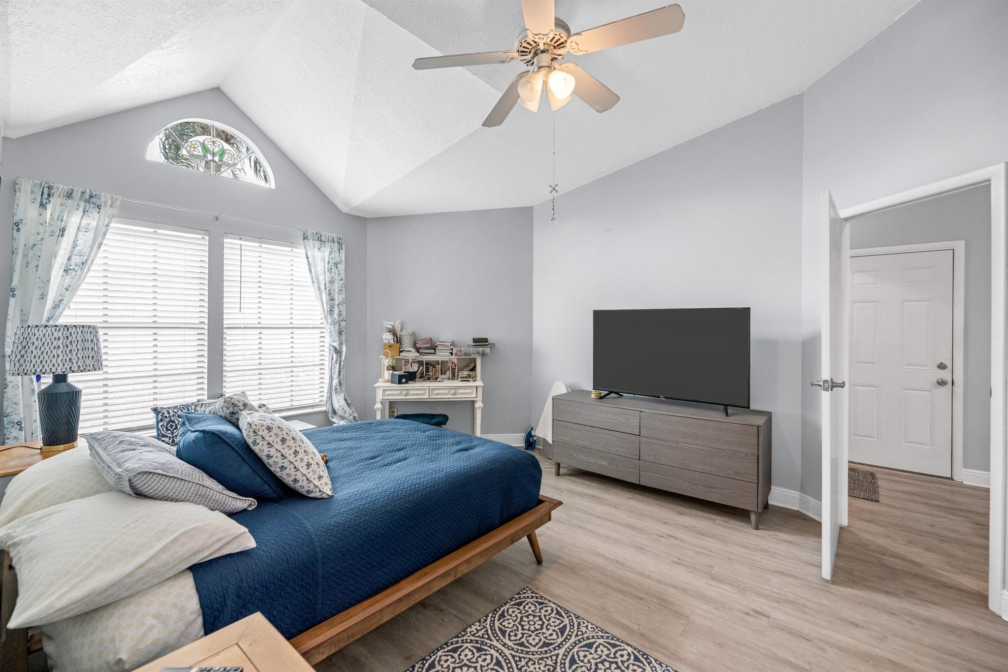 MEADOWLAND COVE 1 OF WELL - Residential Lease