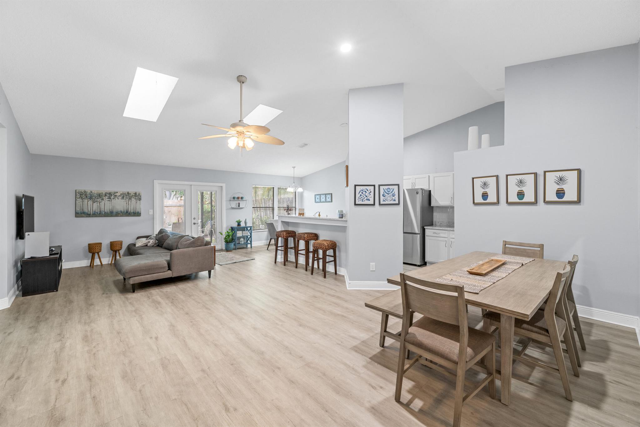 MEADOWLAND COVE 1 OF WELL - Residential Lease