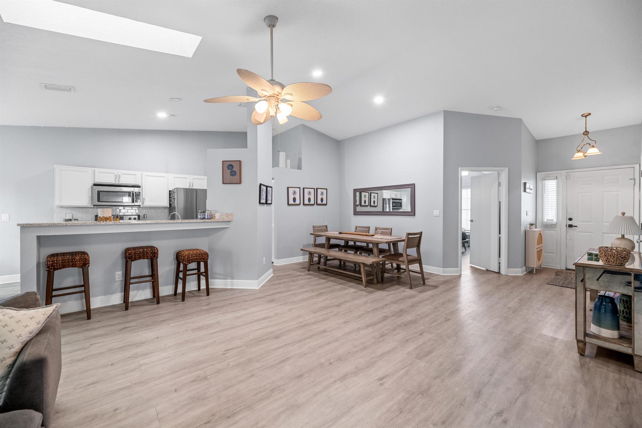 MEADOWLAND COVE 1 OF WELL - Residential Lease