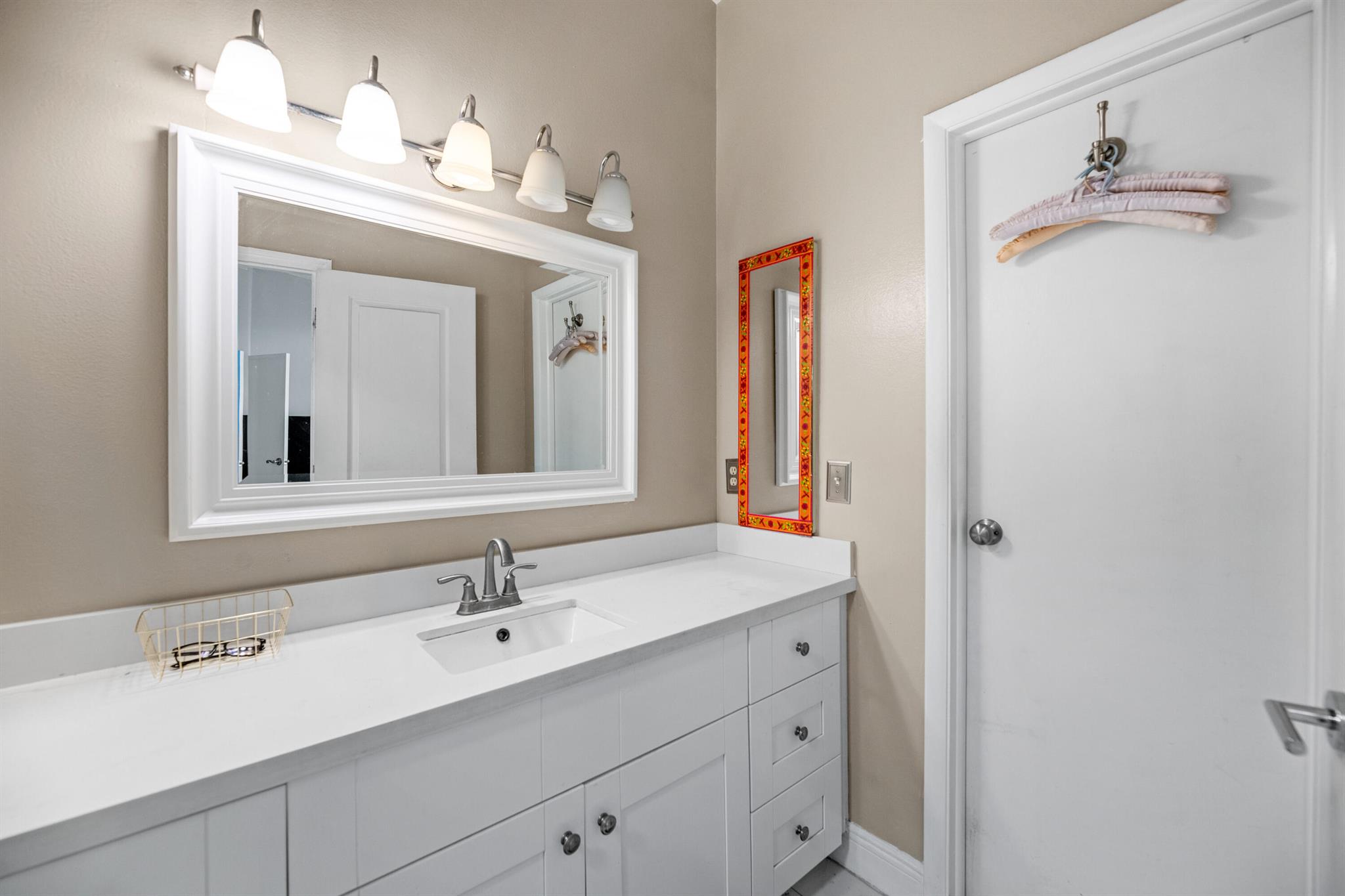 MEADOWLAND COVE 1 OF WELL - Residential Lease