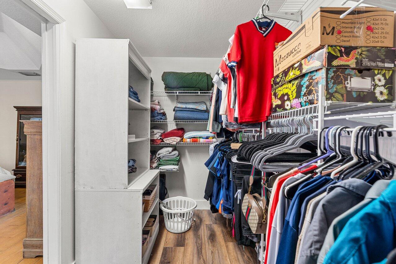 Acreage - Residential