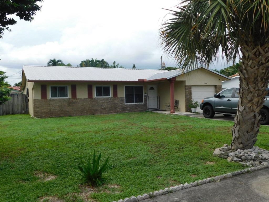 Photo of 2233 NW 3rd Avenue, Boca Raton, FL 33431 (MLS # F10526924)