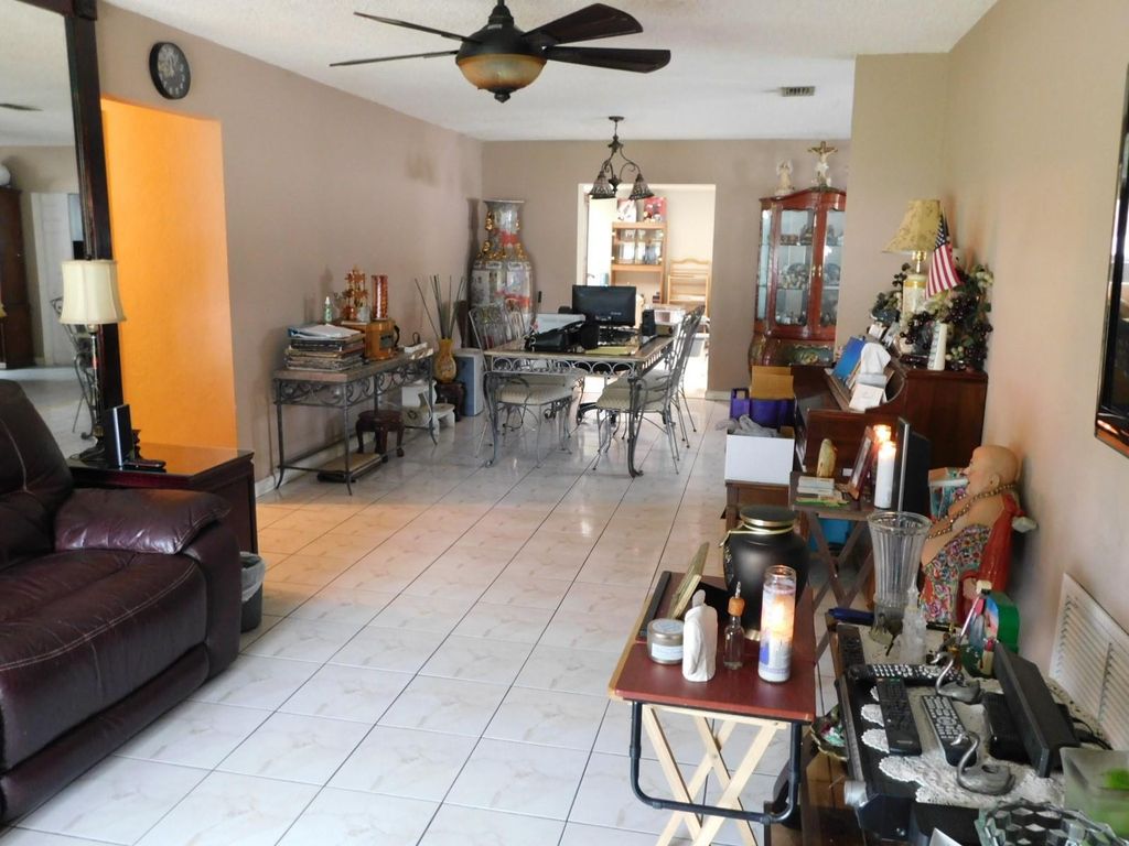 Photo of 2233 NW 3rd Avenue, Boca Raton, FL 33431 (MLS # F10526924)