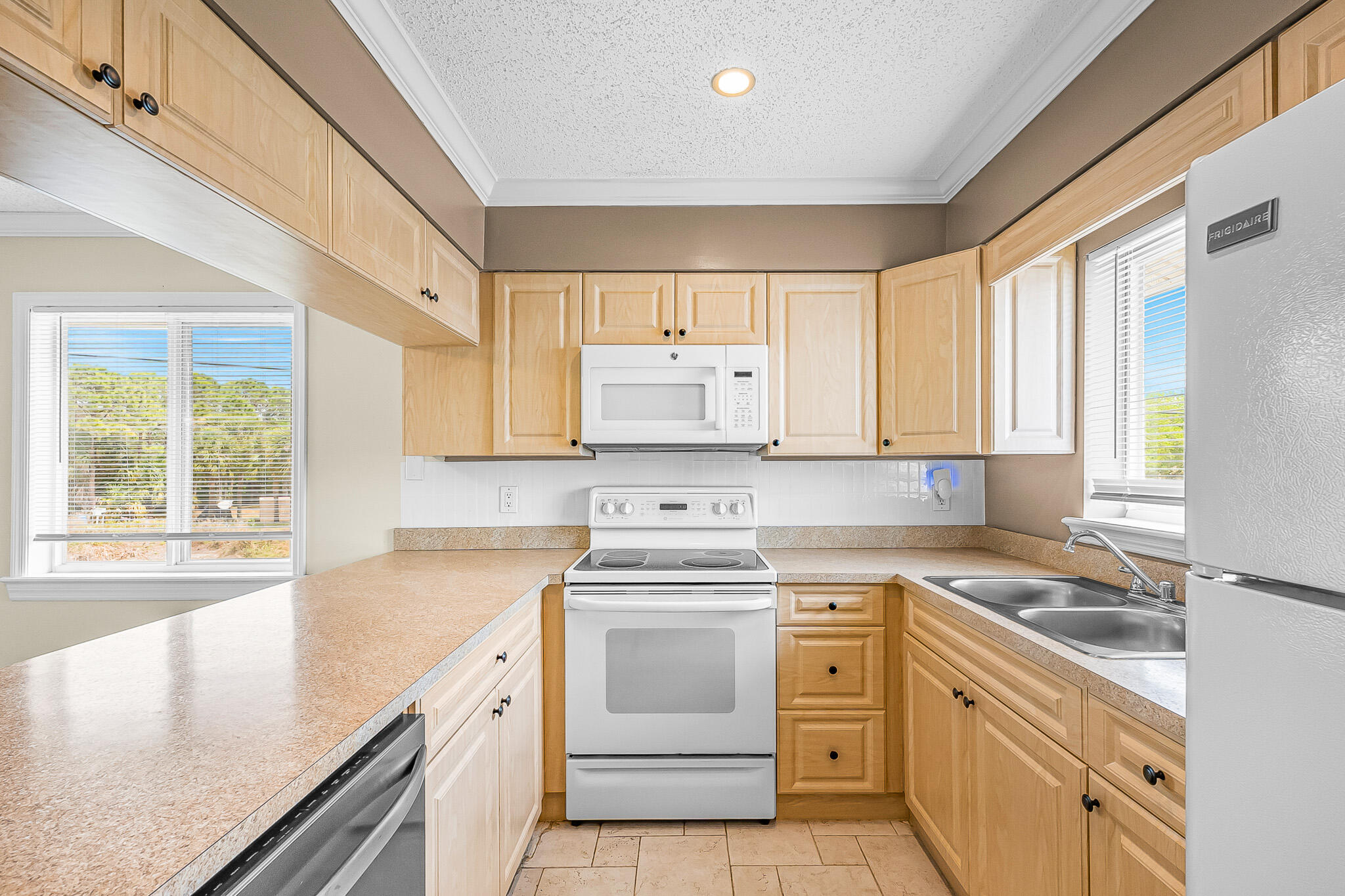 THE FOUNTAINS OF ST LUCIE - Residential