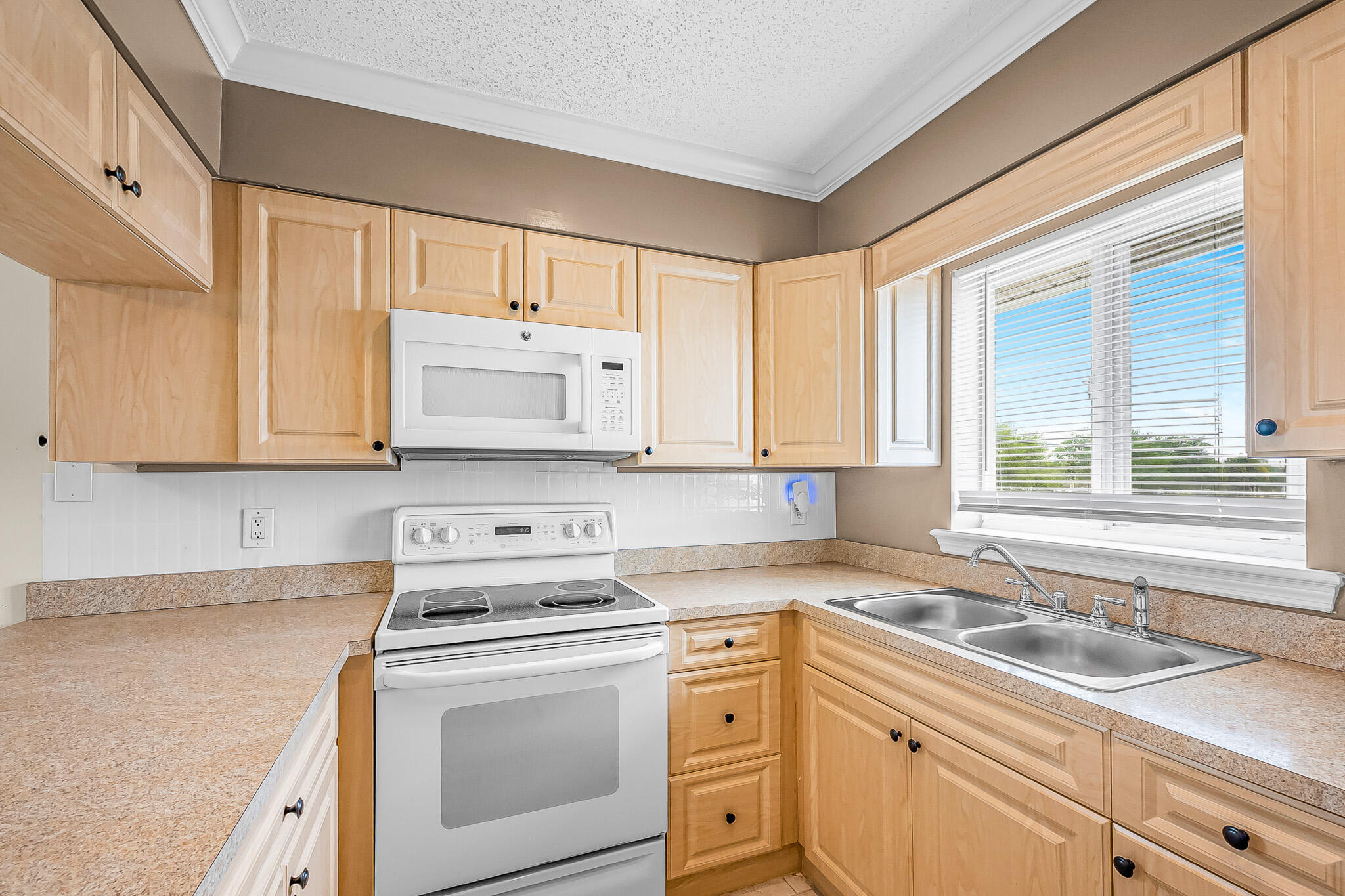 THE FOUNTAINS OF ST LUCIE - Residential