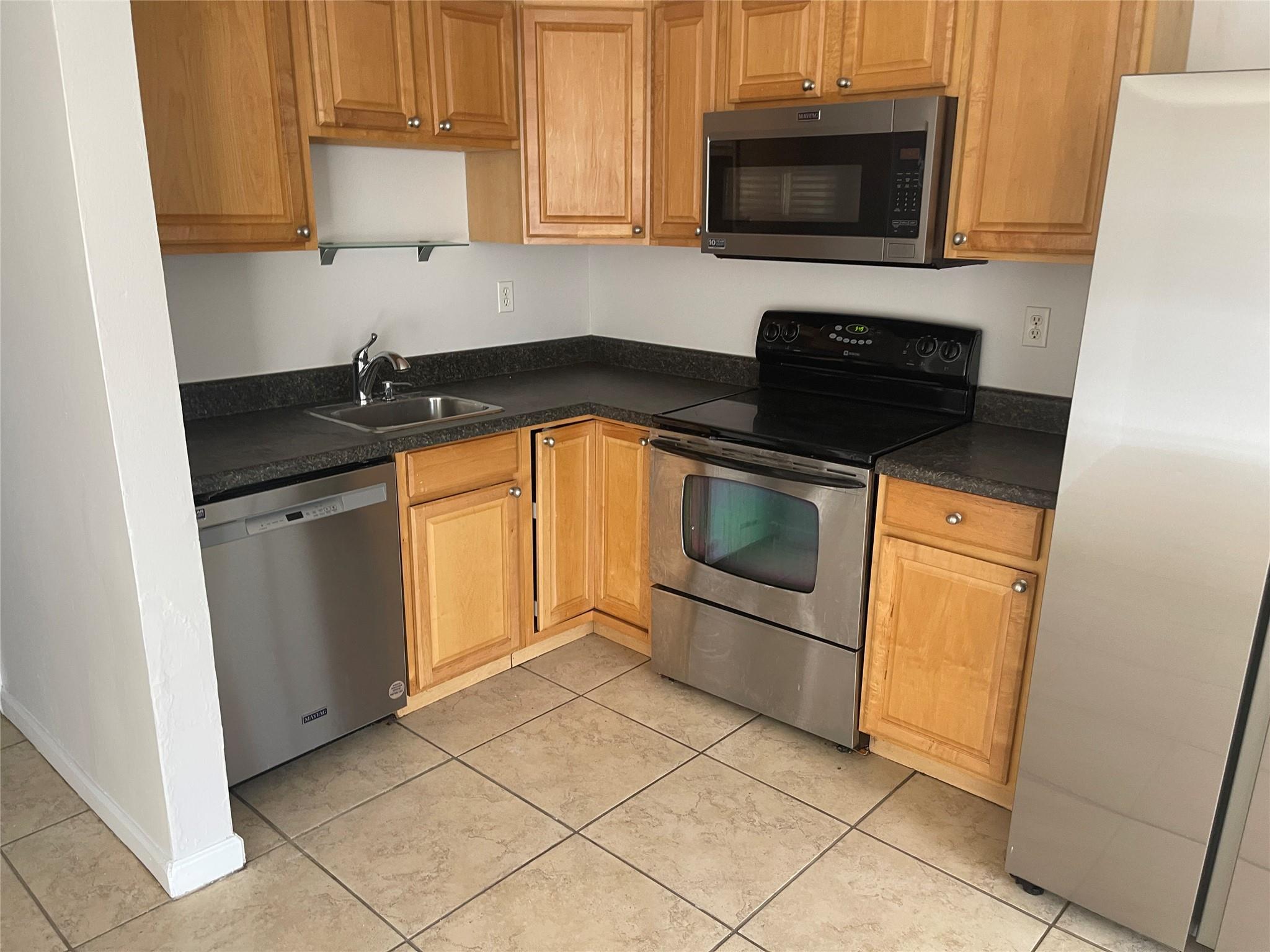 Azul at Kimberly Lake - Residential Lease