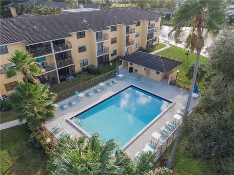 Tiny photo for 11477 NW 39th Court #305-1, Coral Springs, FL 33065 (MLS # B26058954)