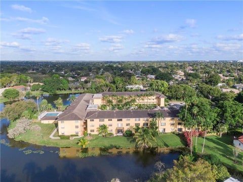 Tiny photo for 11477 NW 39th Court #305-1, Coral Springs, FL 33065 (MLS # B26058954)