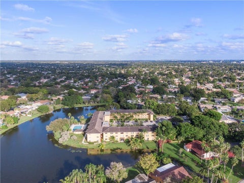 Tiny photo for 11477 NW 39th Court #305-1, Coral Springs, FL 33065 (MLS # B26058954)