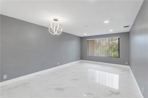 Tiny photo for 11477 NW 39th Court #305-1, Coral Springs, FL 33065 (MLS # B26058954)