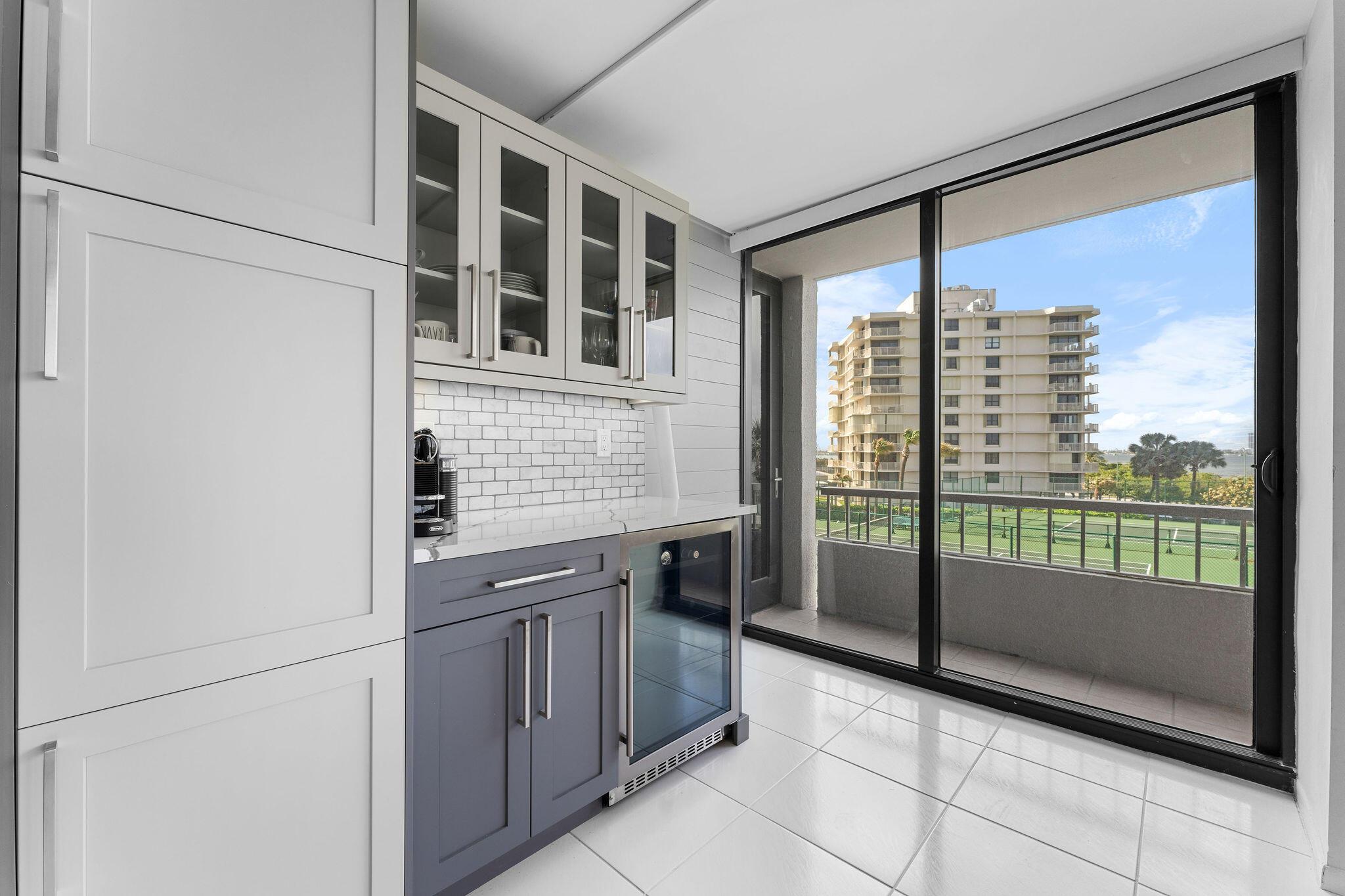 WATER GLADES CONDO - Residential