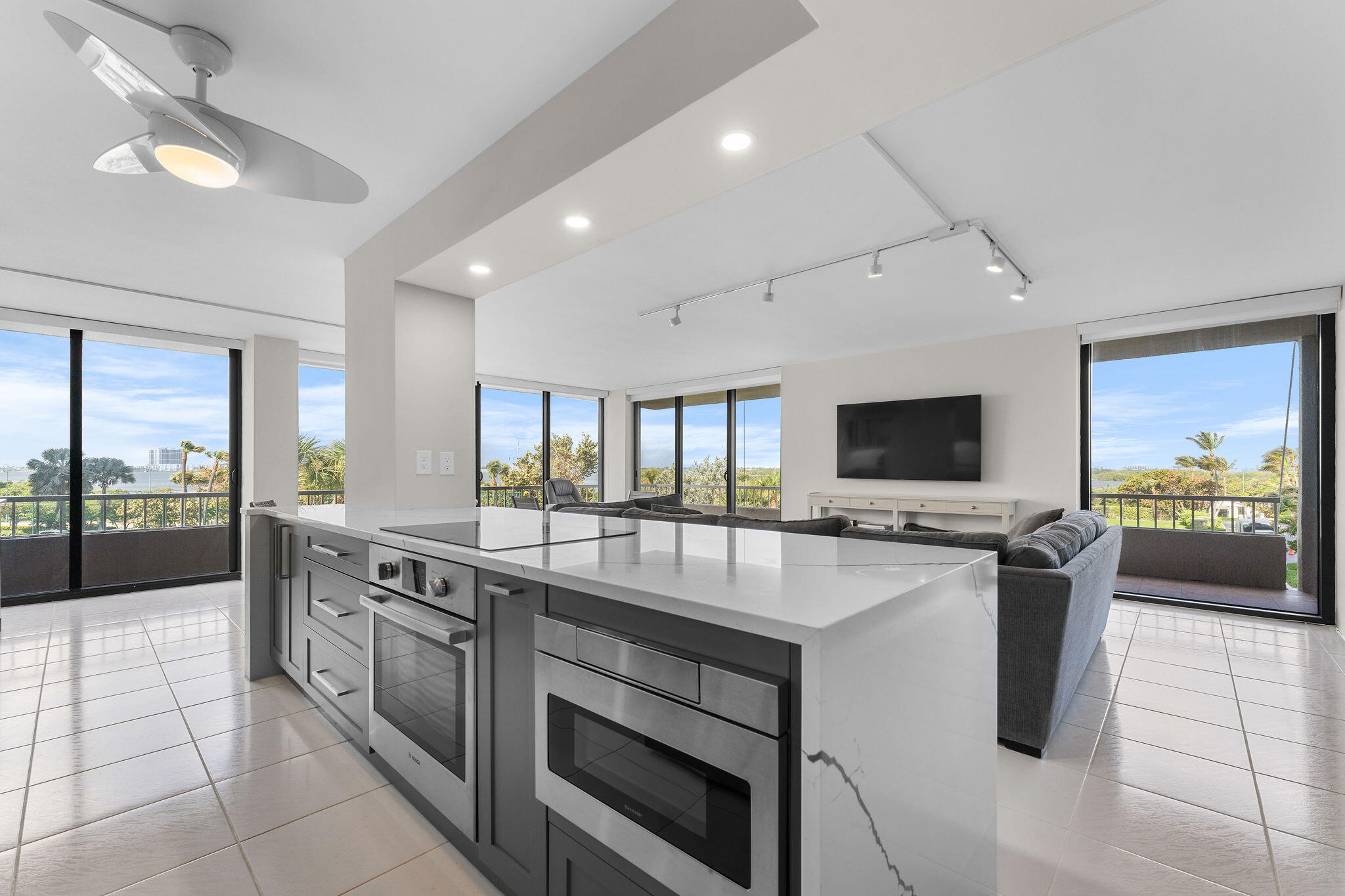 5510 N Ocean Drive 3d
