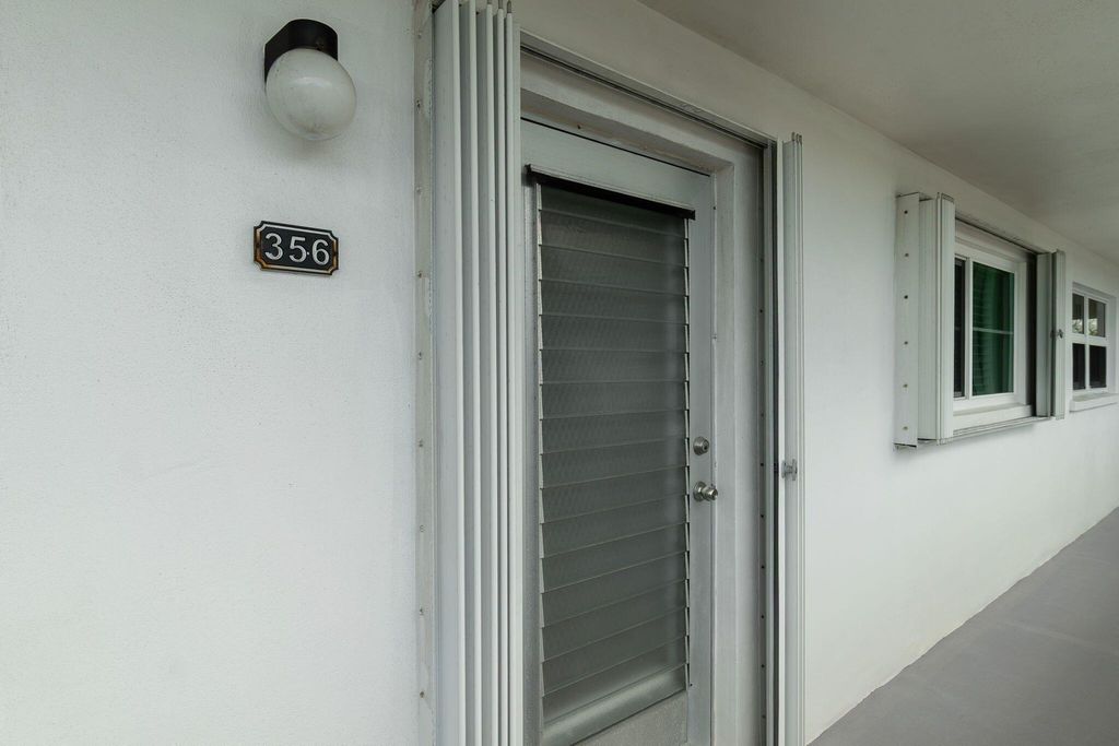 Photo of 105 NE 19th Avenue #356, Deerfield Beach, FL 33441 (MLS # R11093870)