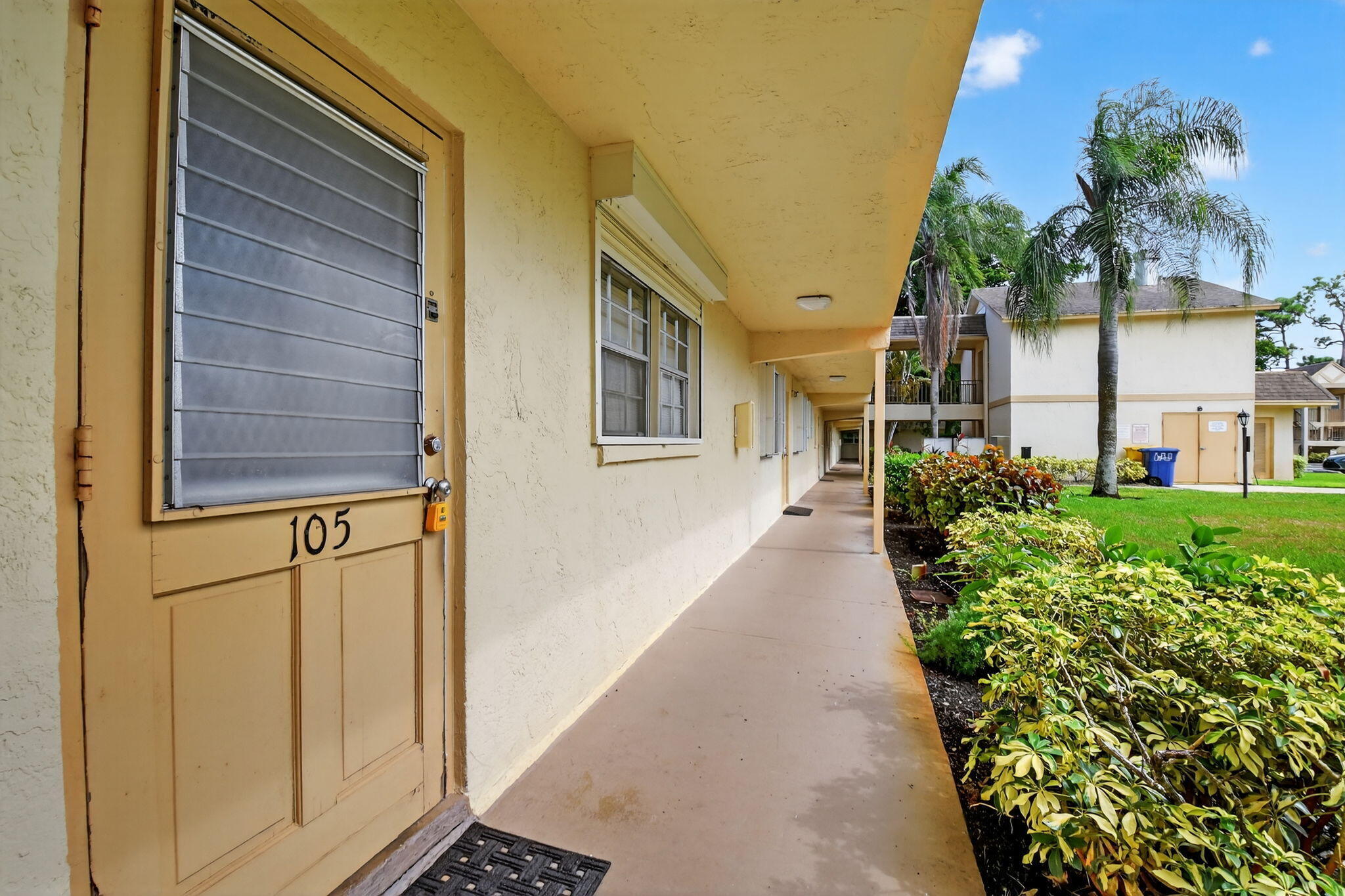 LAKEVIEW GREENS - Residential