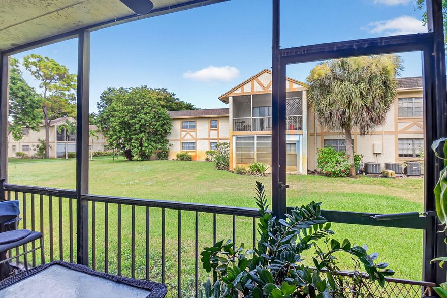 First floor, corner unit with lots of illumination,  2 master bedrooms with bathrooms incorporated, walk-in closet, tile floor, and a garden view. The kitchen needs to be updated, make it your own, and design it your way. 5 year-old AC