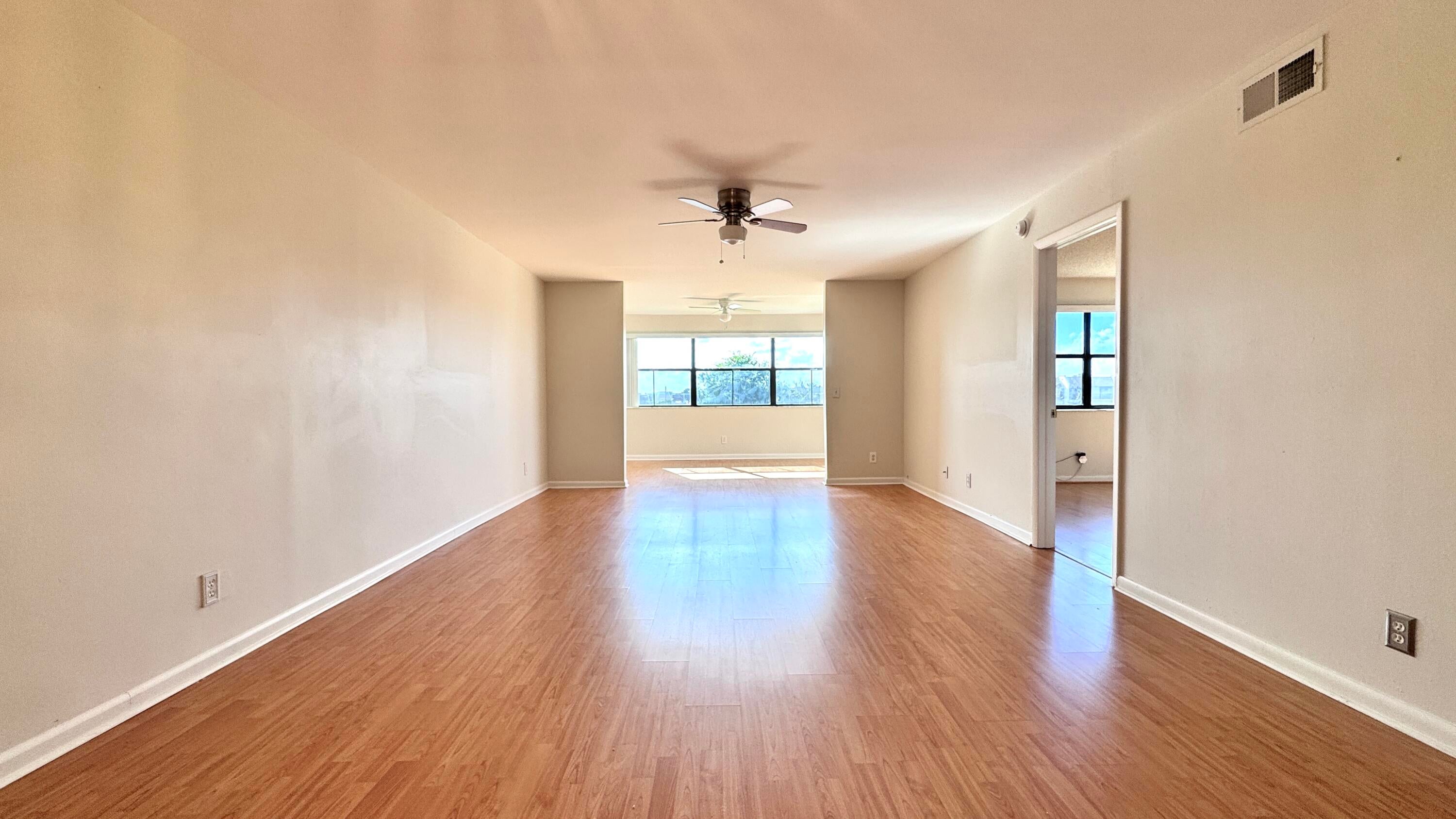 10207 Sunrise Lakes Boulevard 407