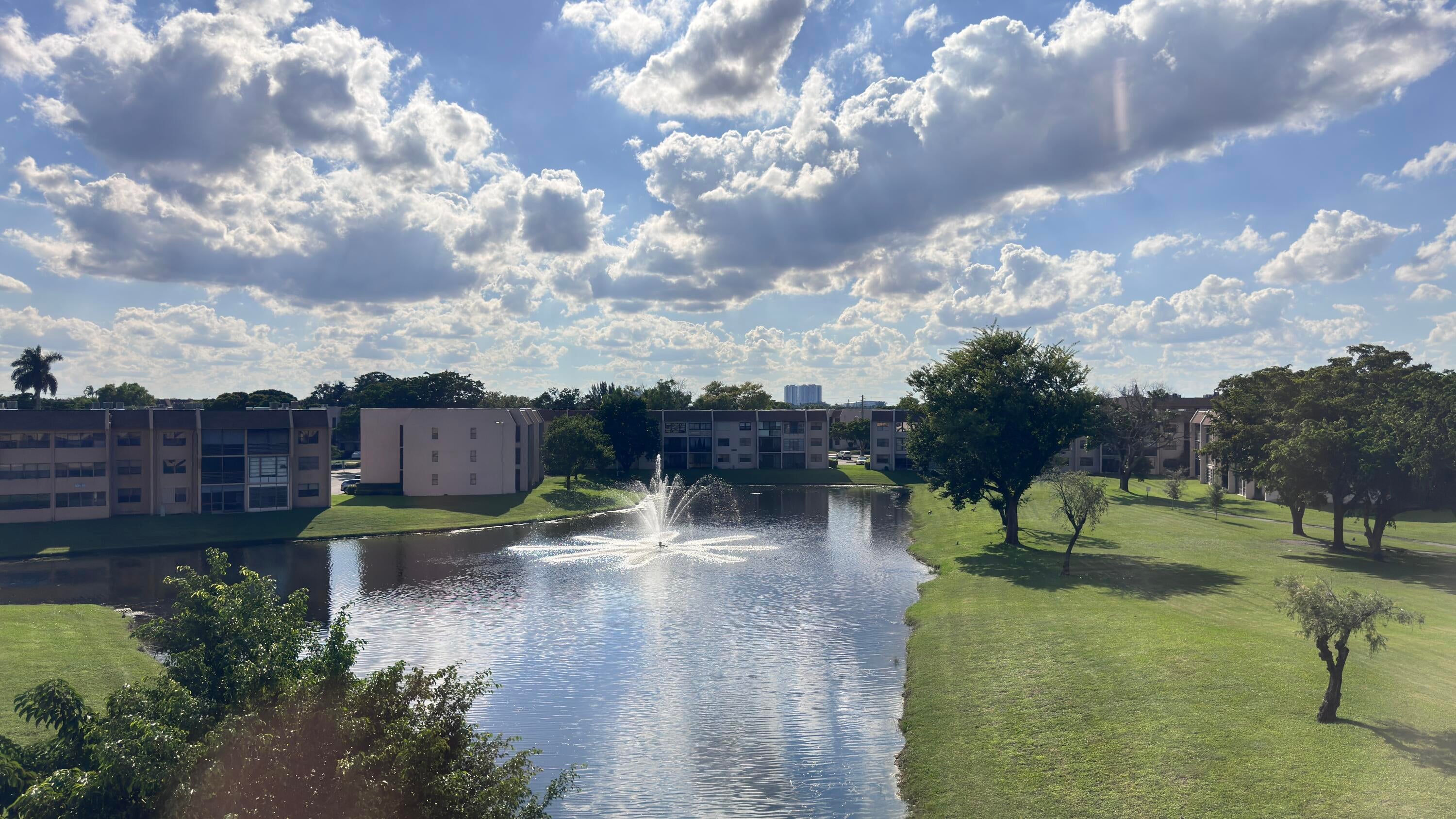 10207 Sunrise Lakes Boulevard 407