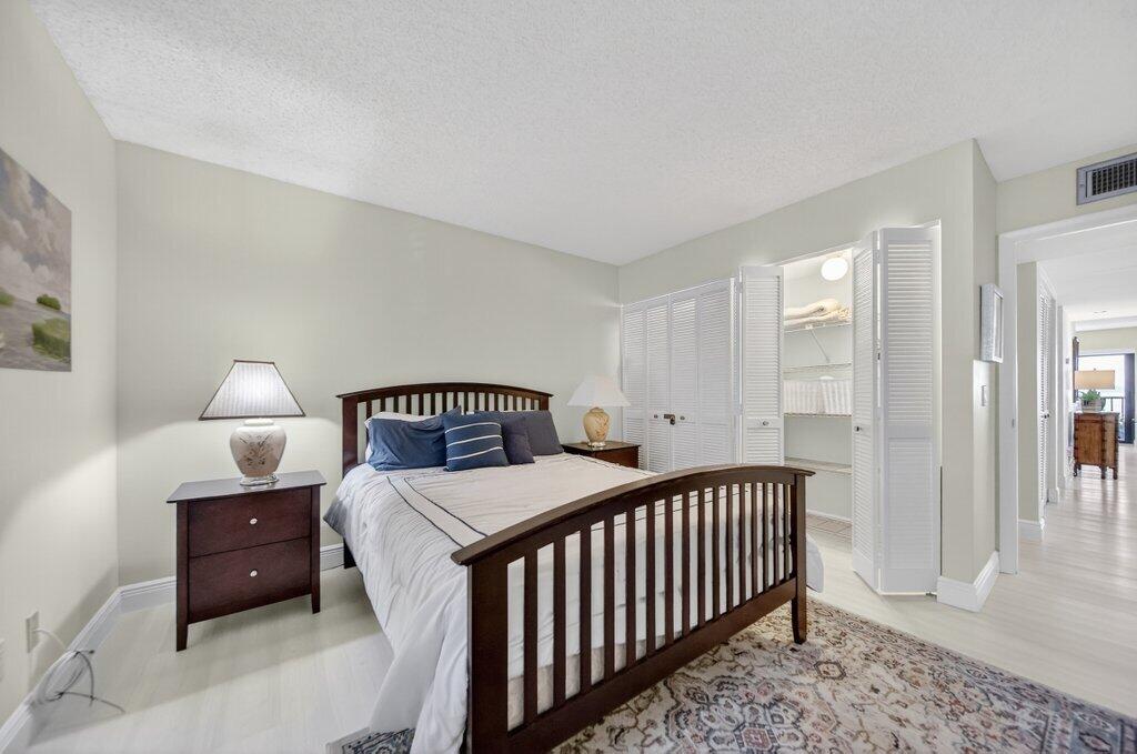 RIVERWOOD CONDO - Residential