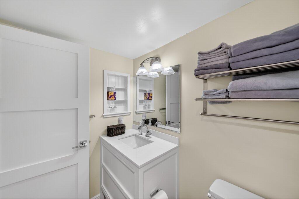 RIVERWOOD CONDO - Residential