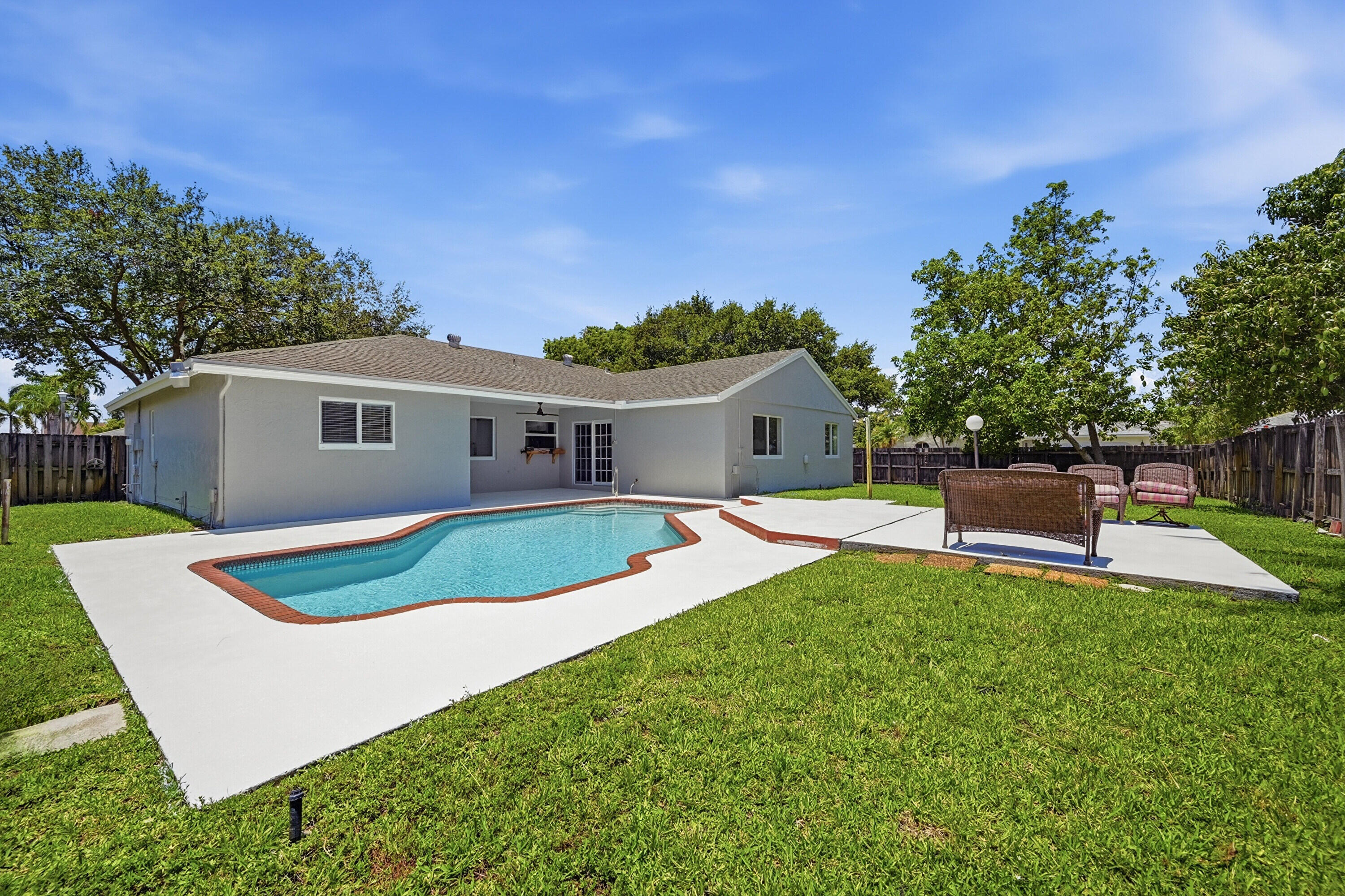 FLAMINGO GARDENS-PHASE TWO - Residential Lease