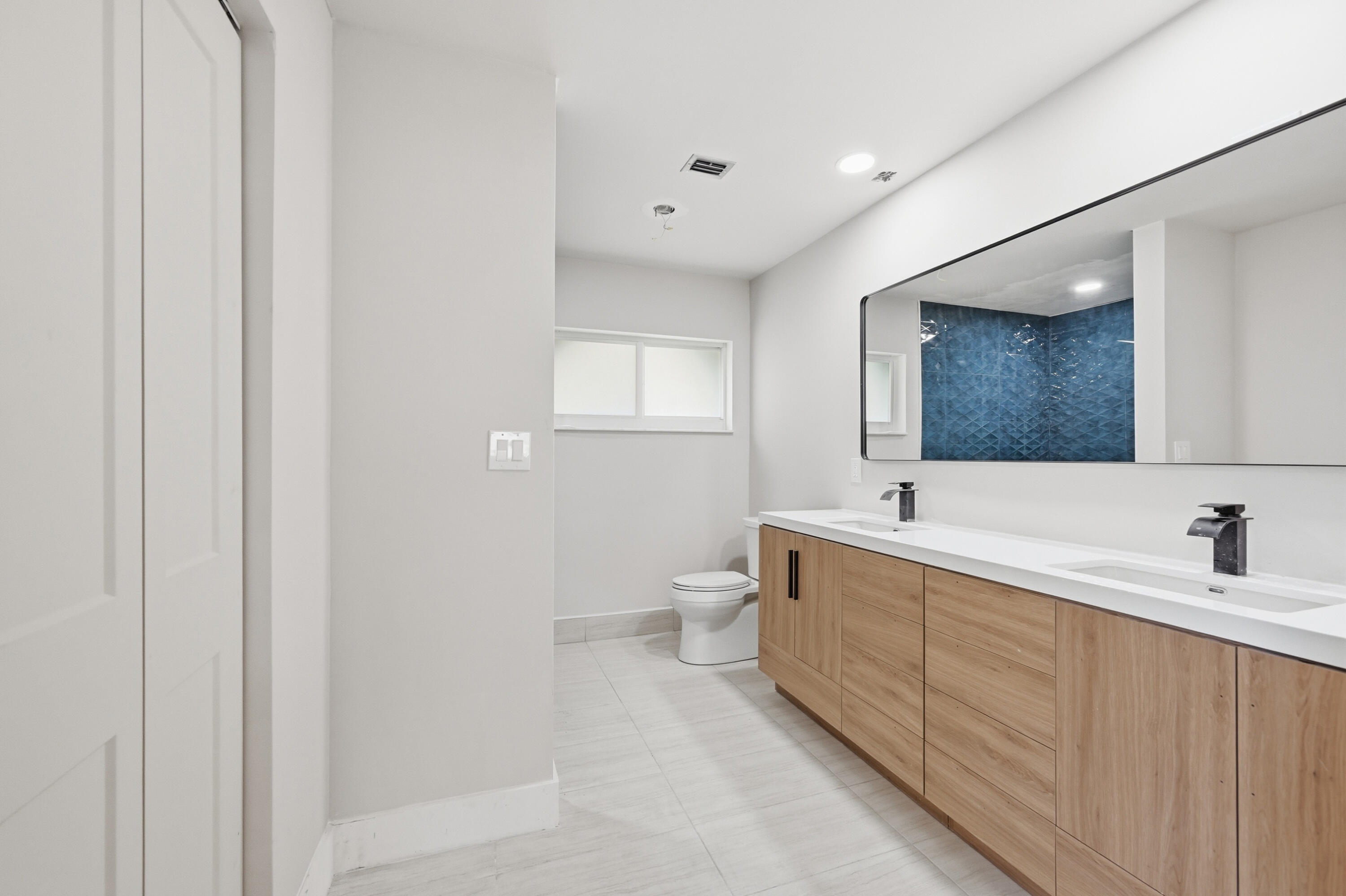FLAMINGO GARDENS-PHASE TWO - Residential Lease