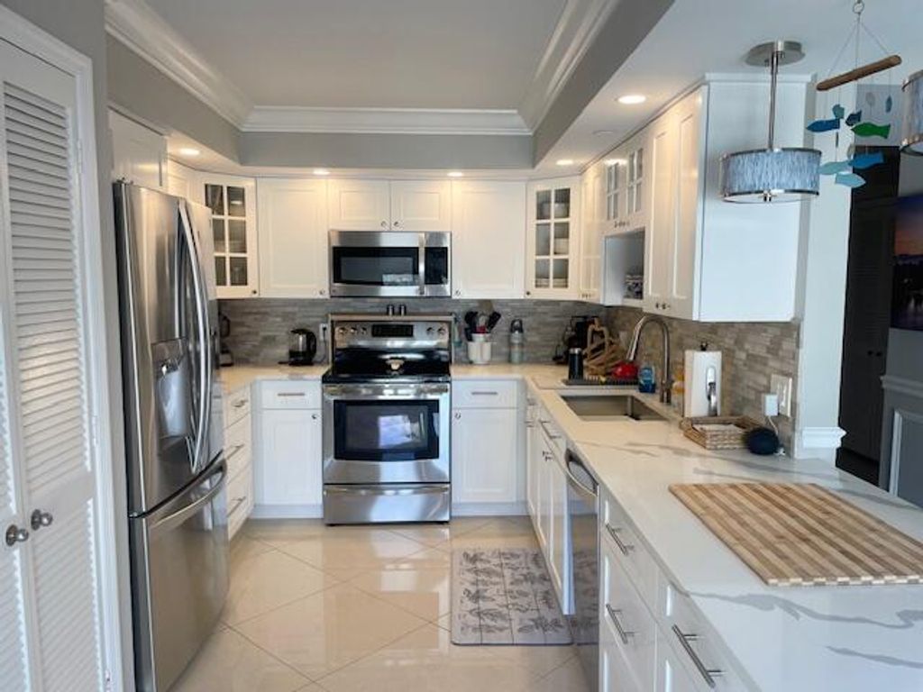 Photo of 500 Ocean Trail Way #204, Jupiter, FL 33477 (MLS # B26009735)