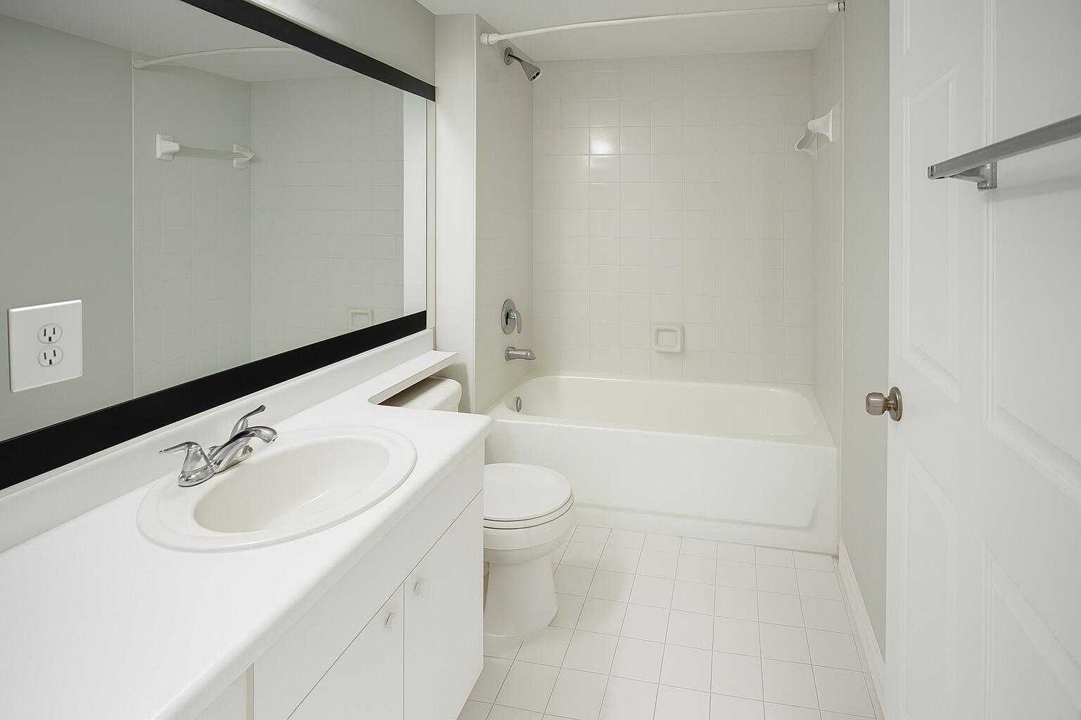 ROYAL GRAND CONDO - Residential Lease