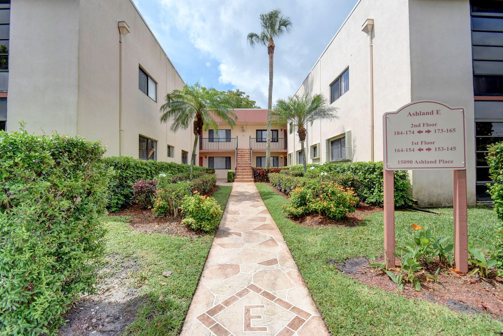 Photo of 15090 Ashland Place #174, Delray Beach, FL 33484 (MLS # R10993686)