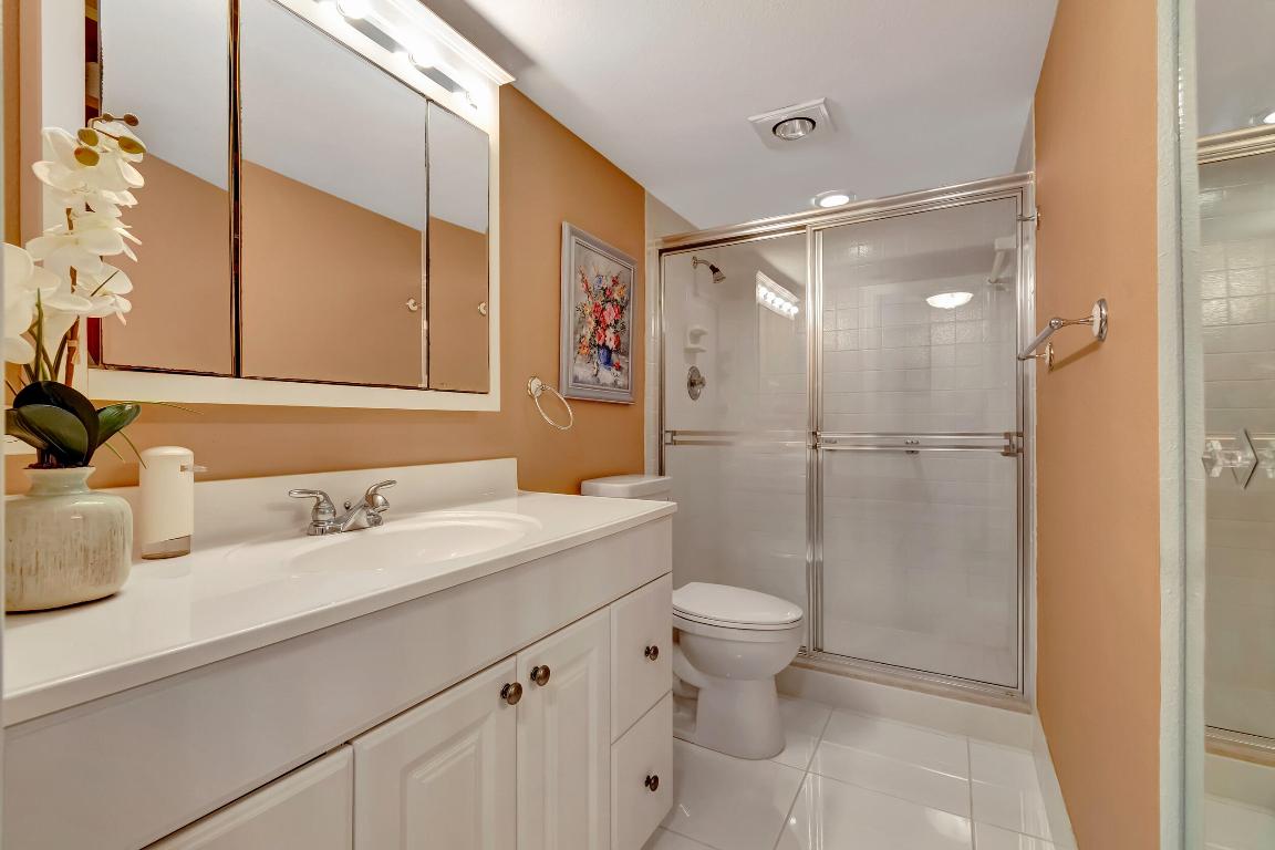 WYNMOOR VILLAGE - Residential