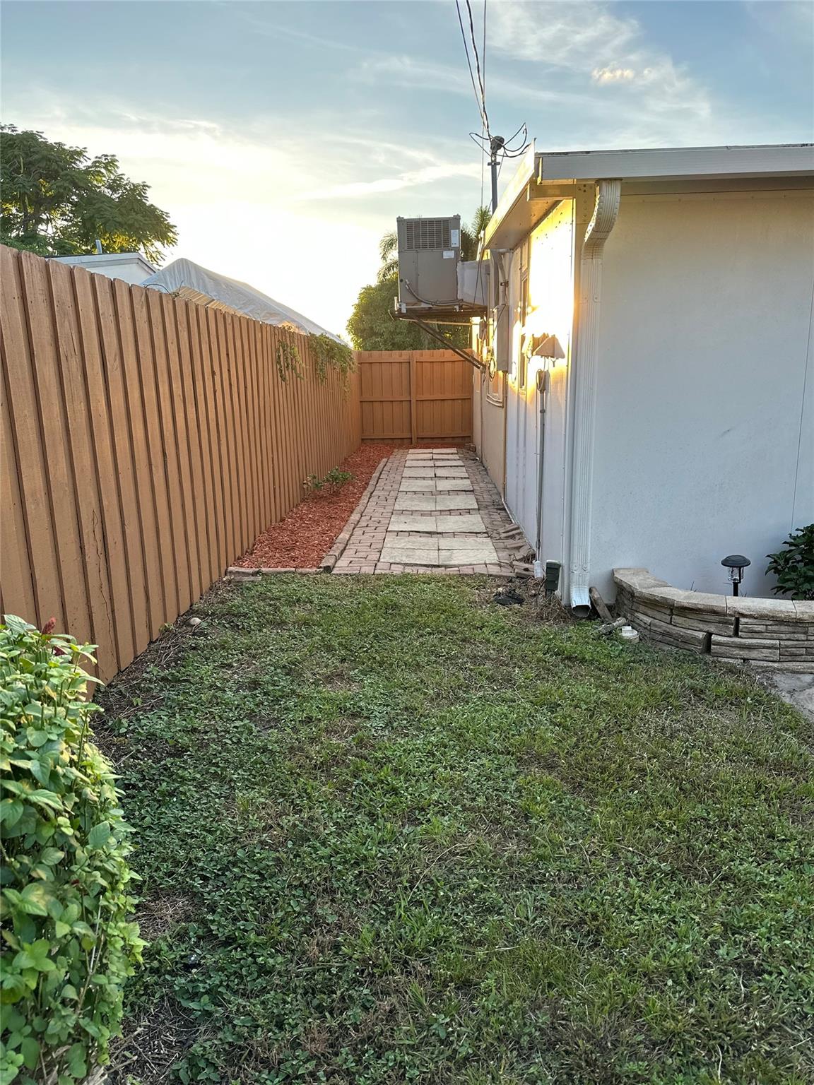 Collier Estates 41-19 B - Residential