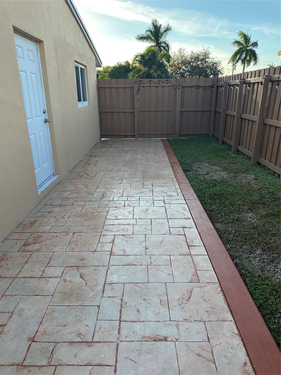 Collier Estates 41-19 B - Residential