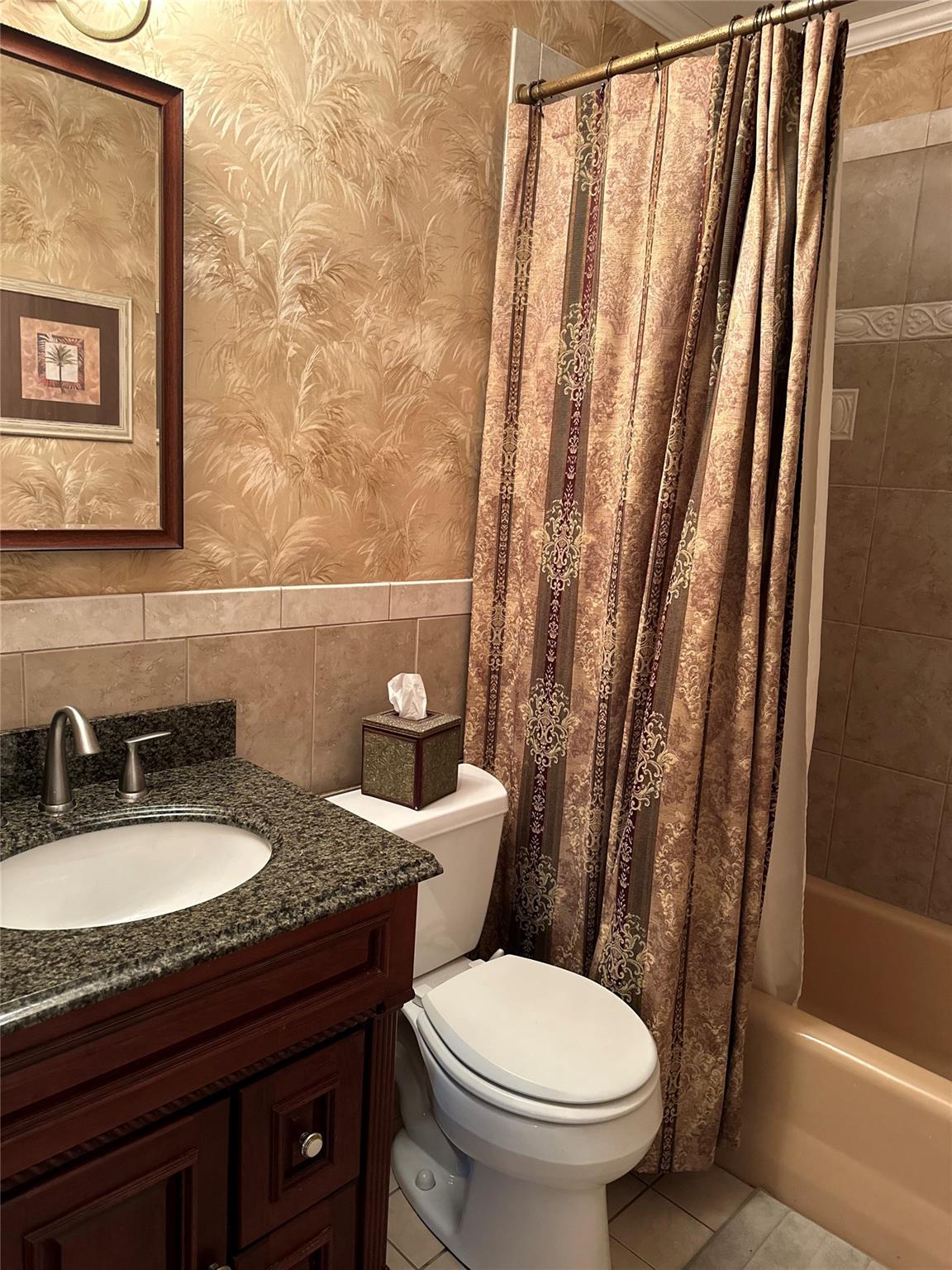 Collier Estates 41-19 B - Residential