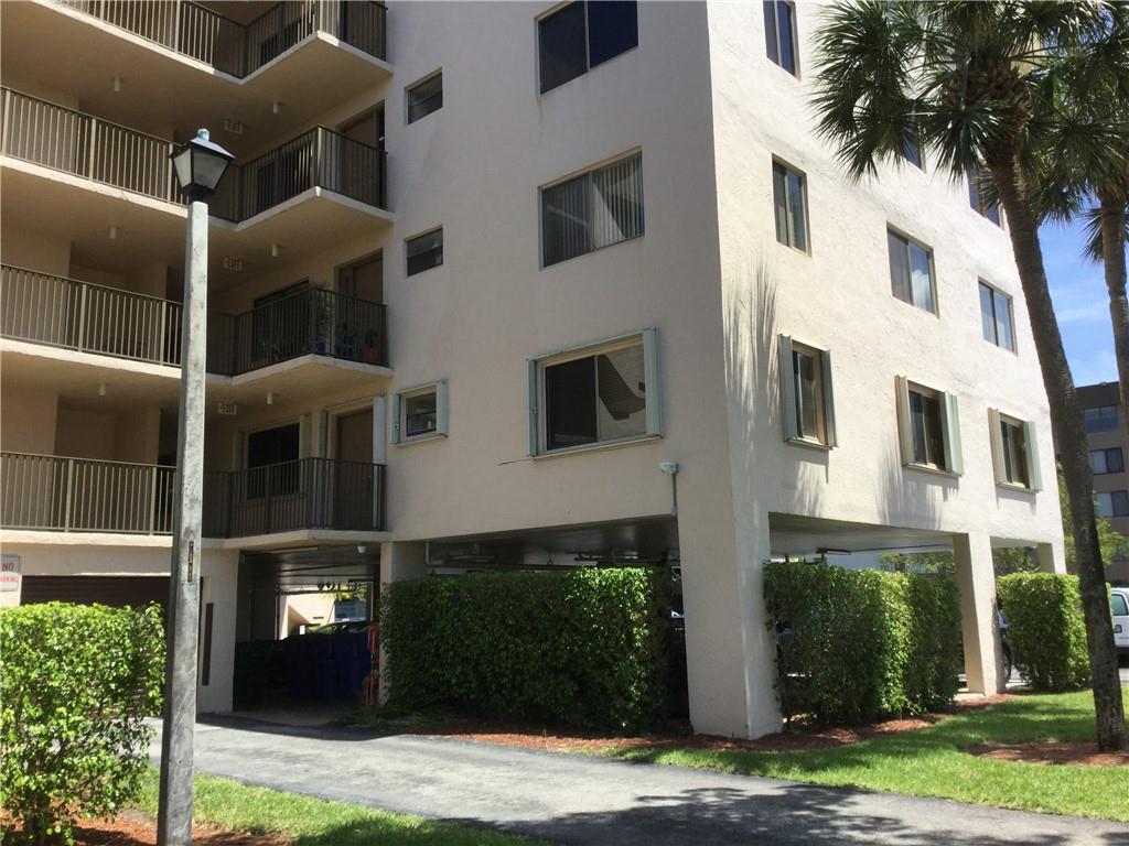 Hamptons West - Residential