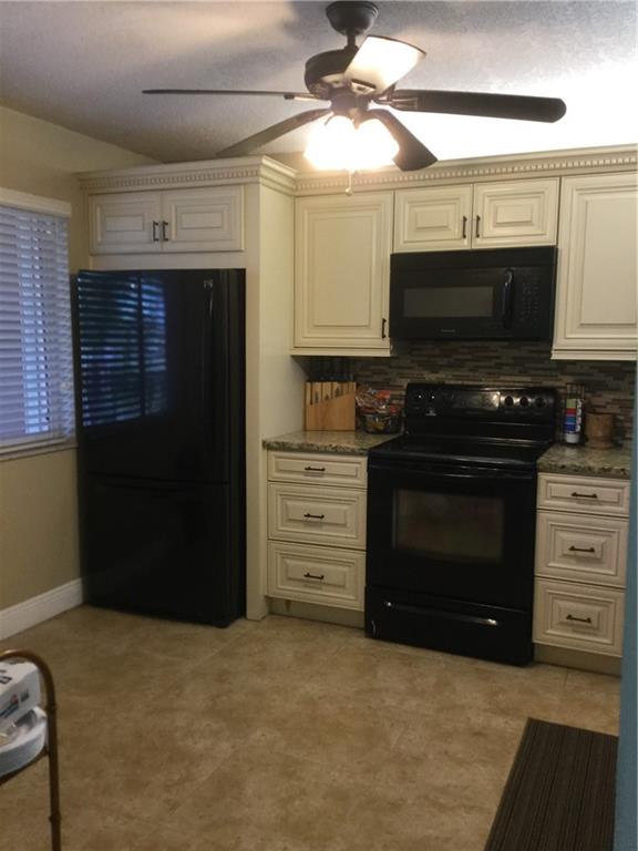 Hamptons West - Residential