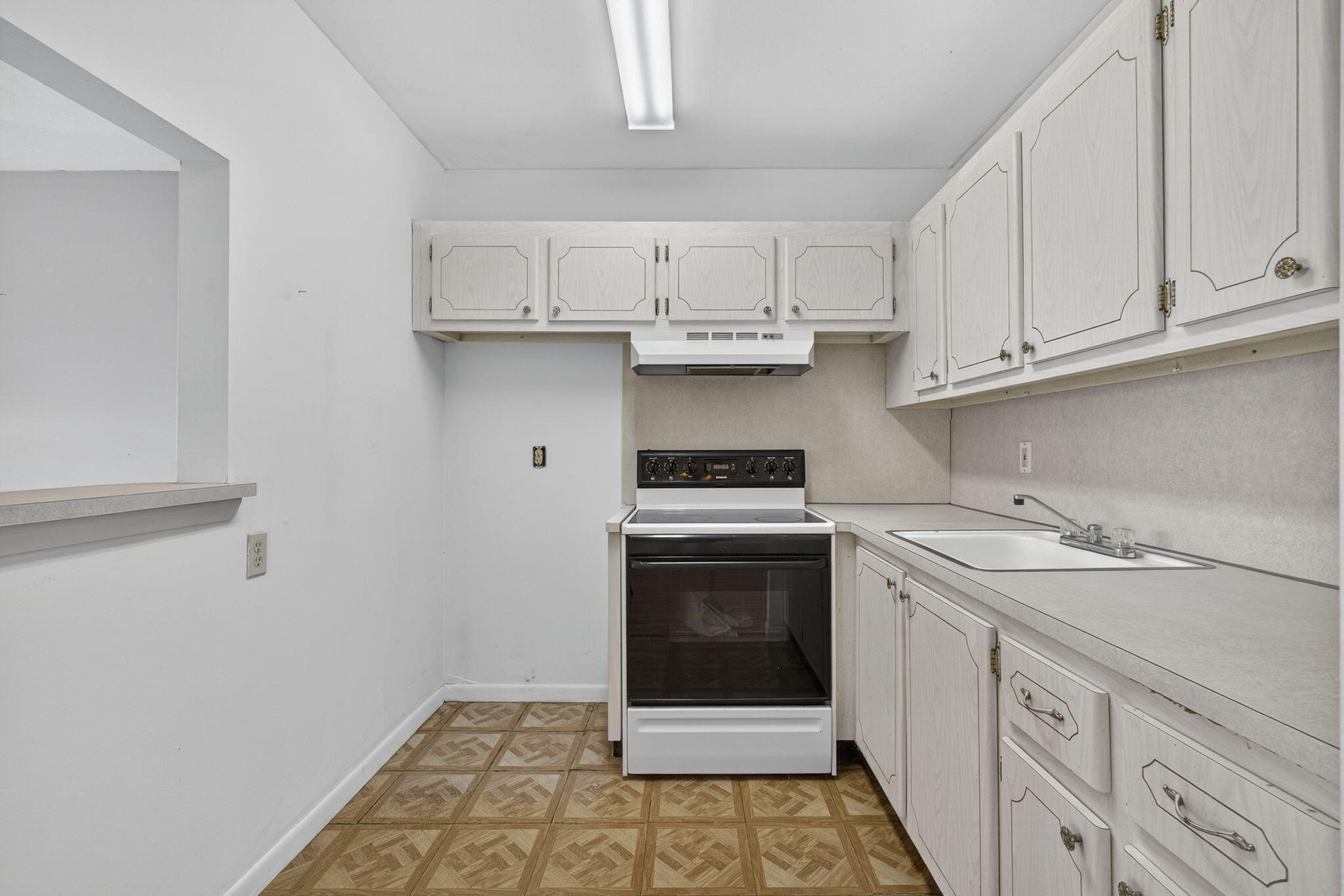 EASTHAMPTON CONDO - Residential