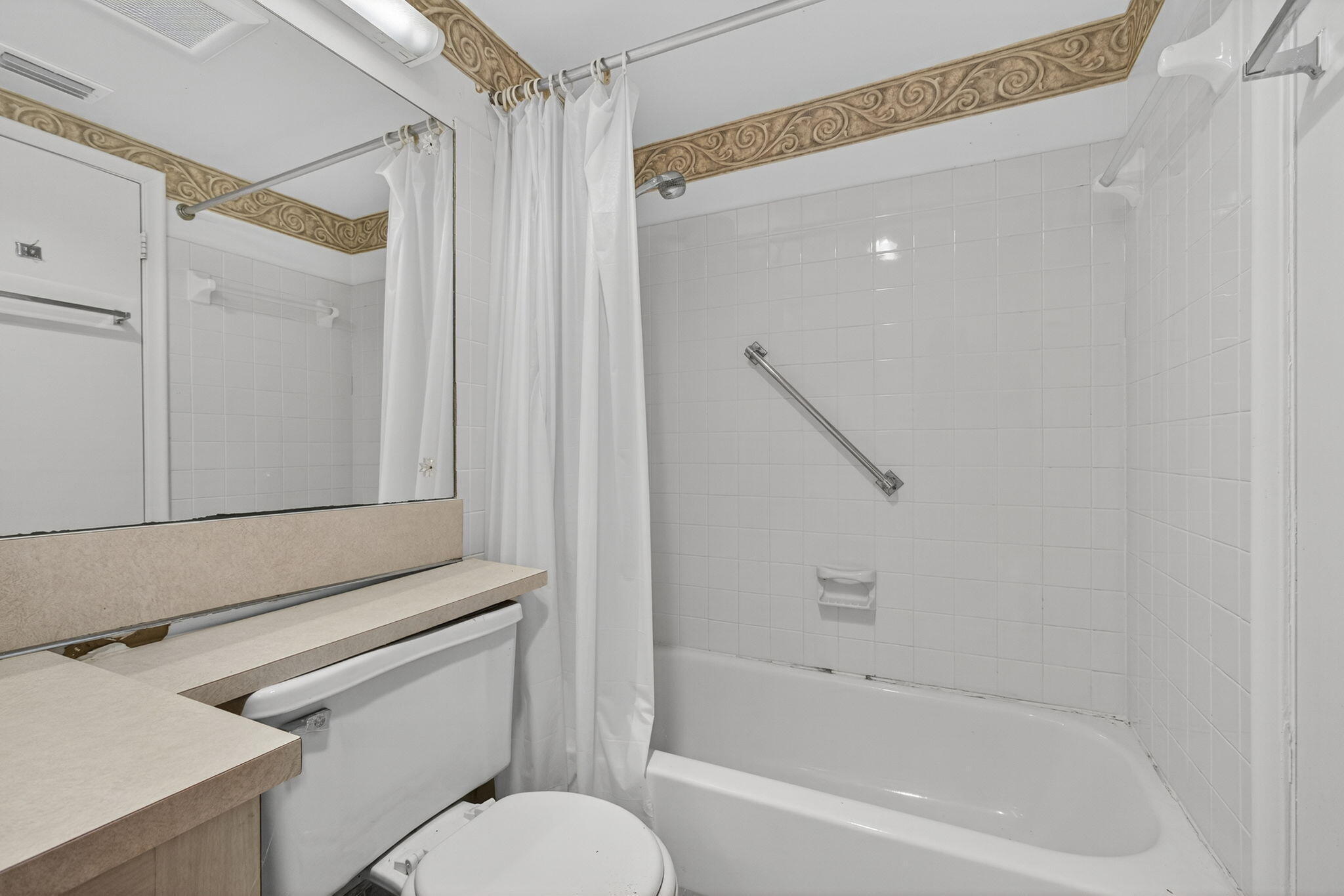 EASTHAMPTON CONDO - Residential