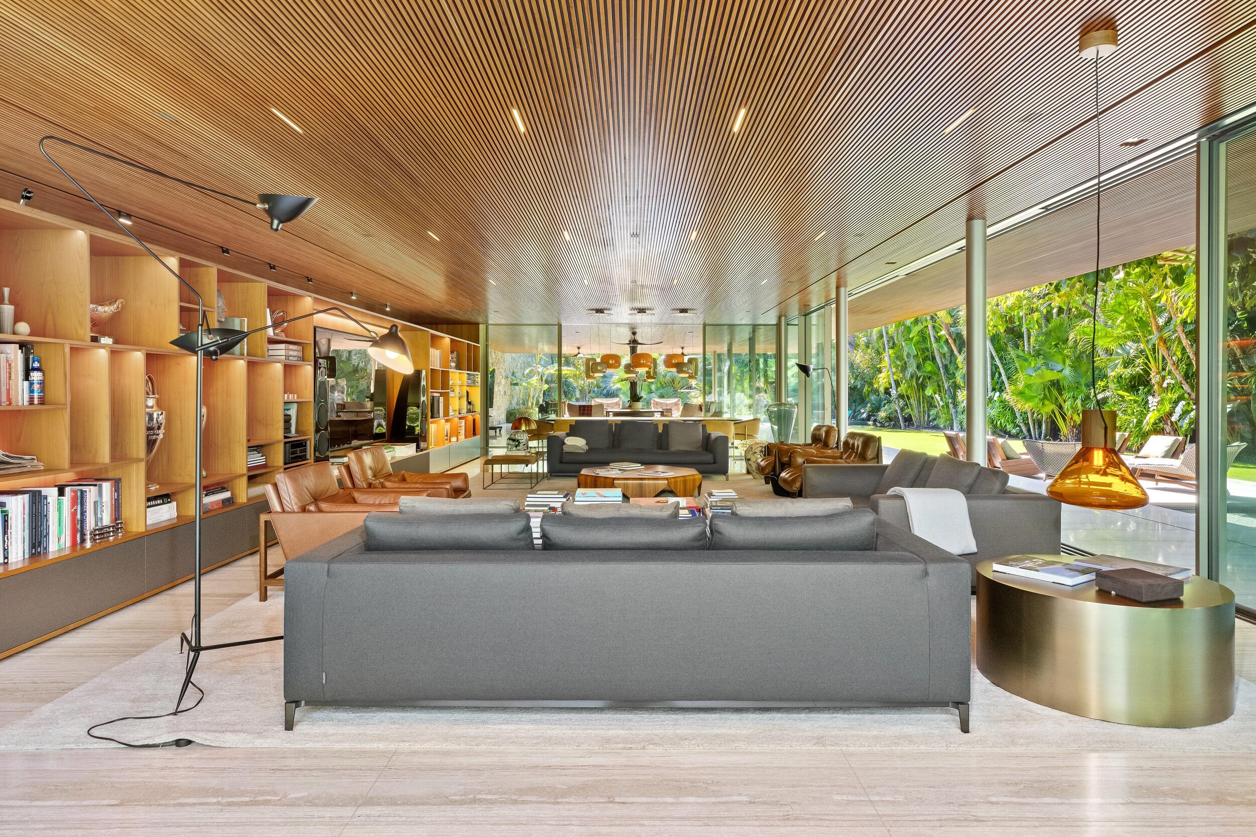 SINGER - Residential