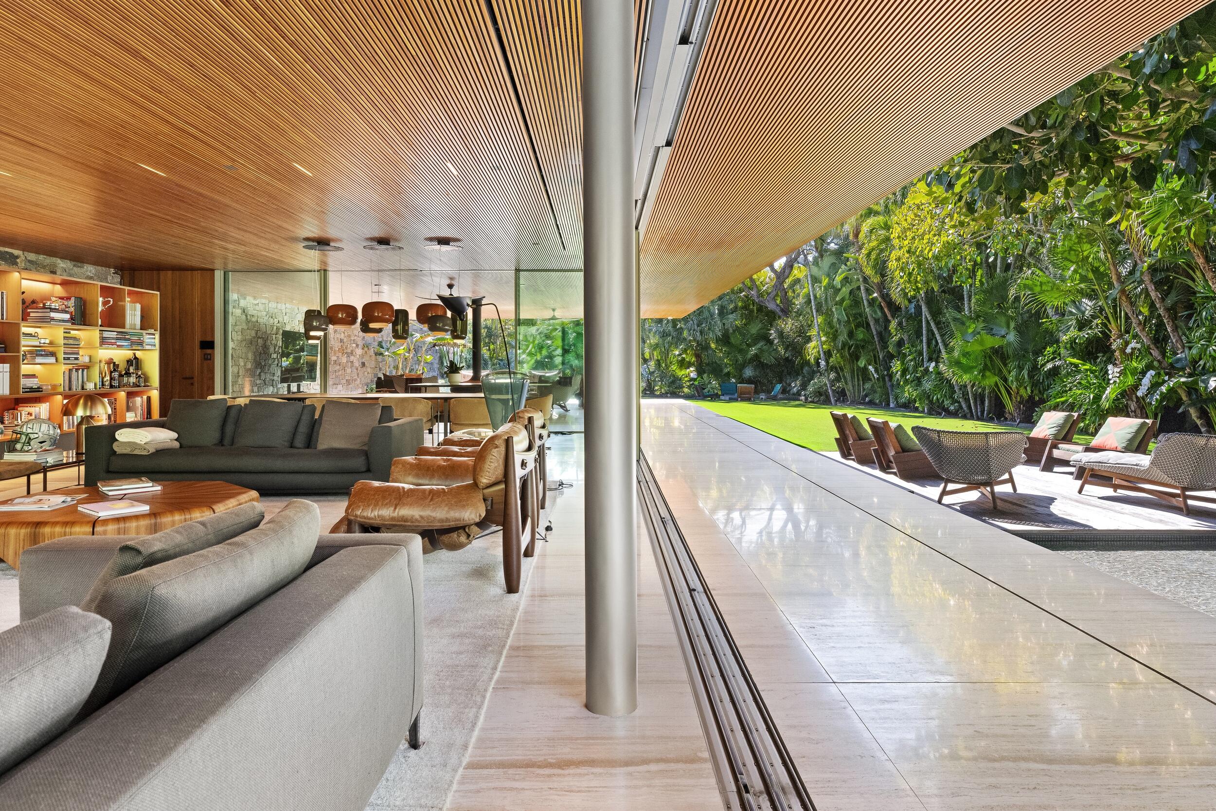 SINGER - Residential