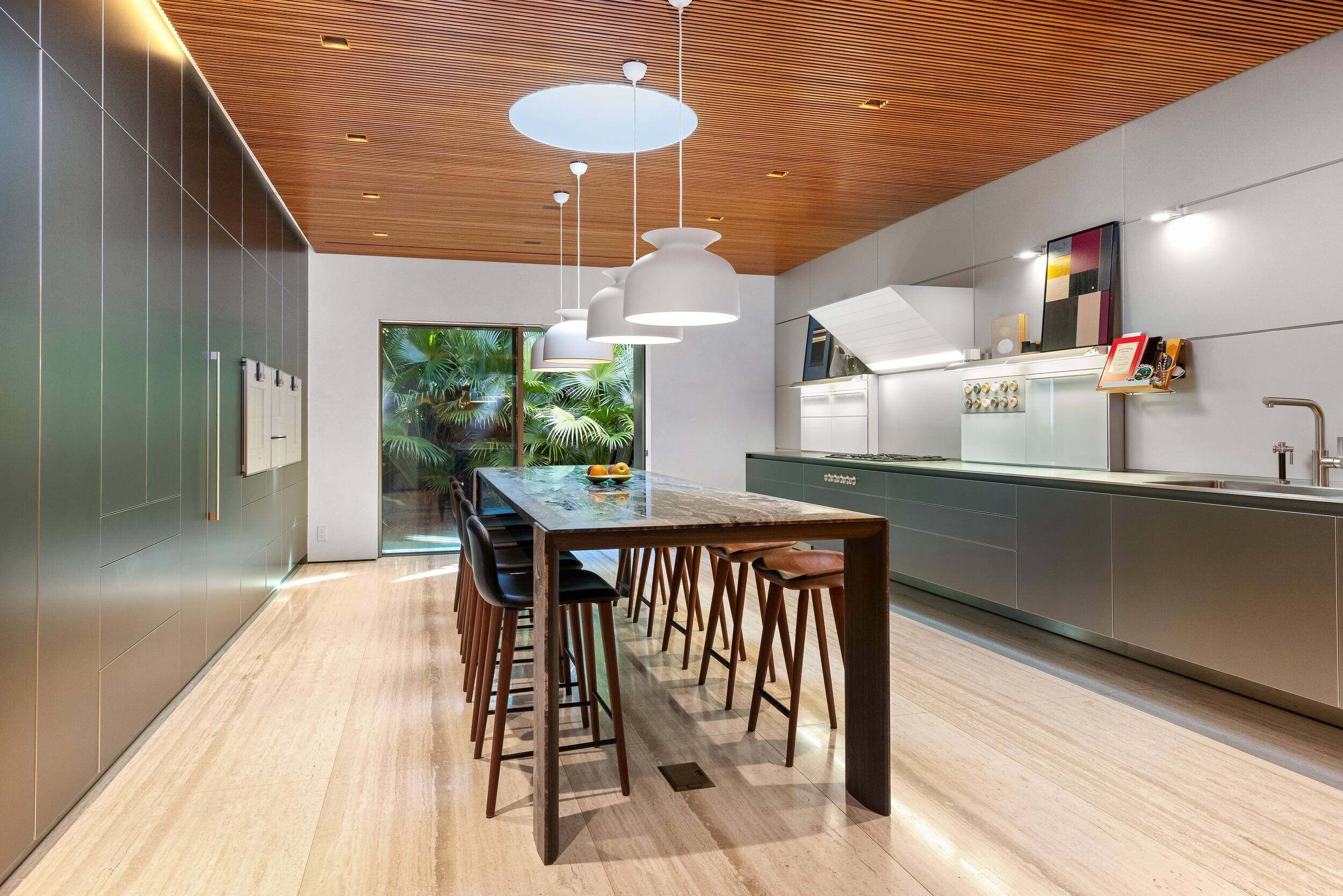 SINGER - Residential