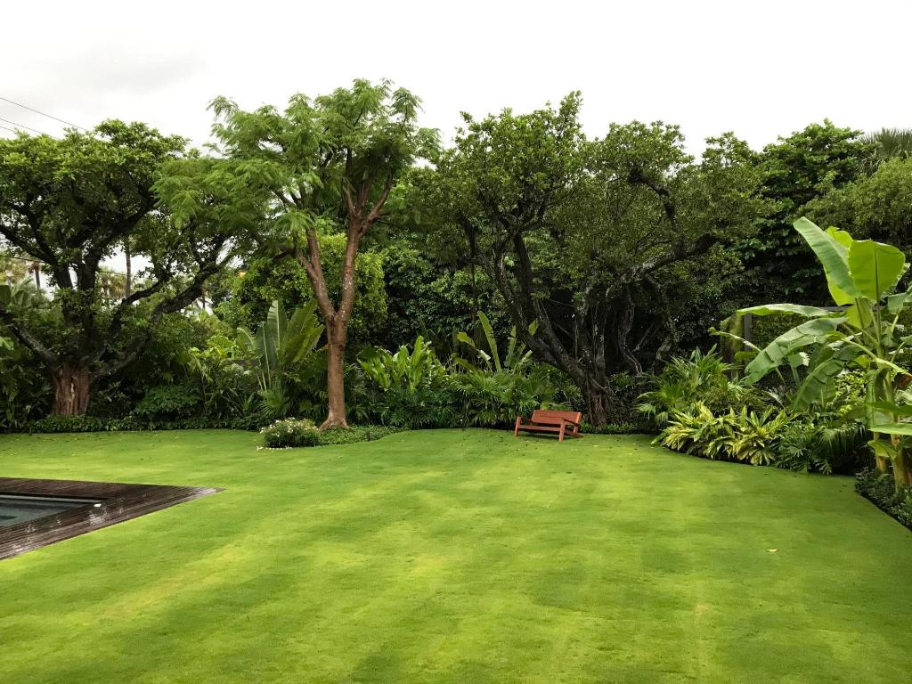 SINGER - Residential