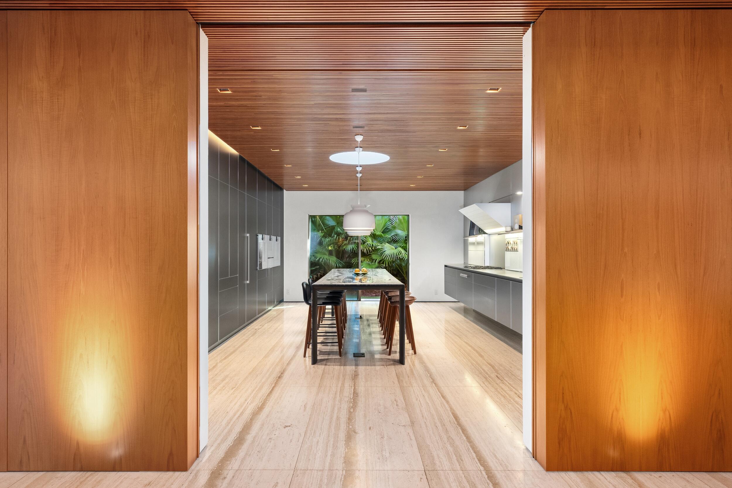 SINGER - Residential