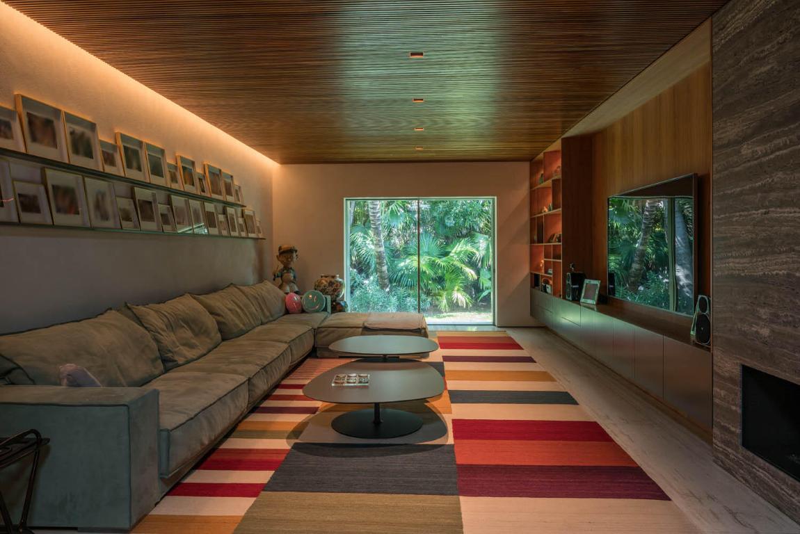 SINGER - Residential