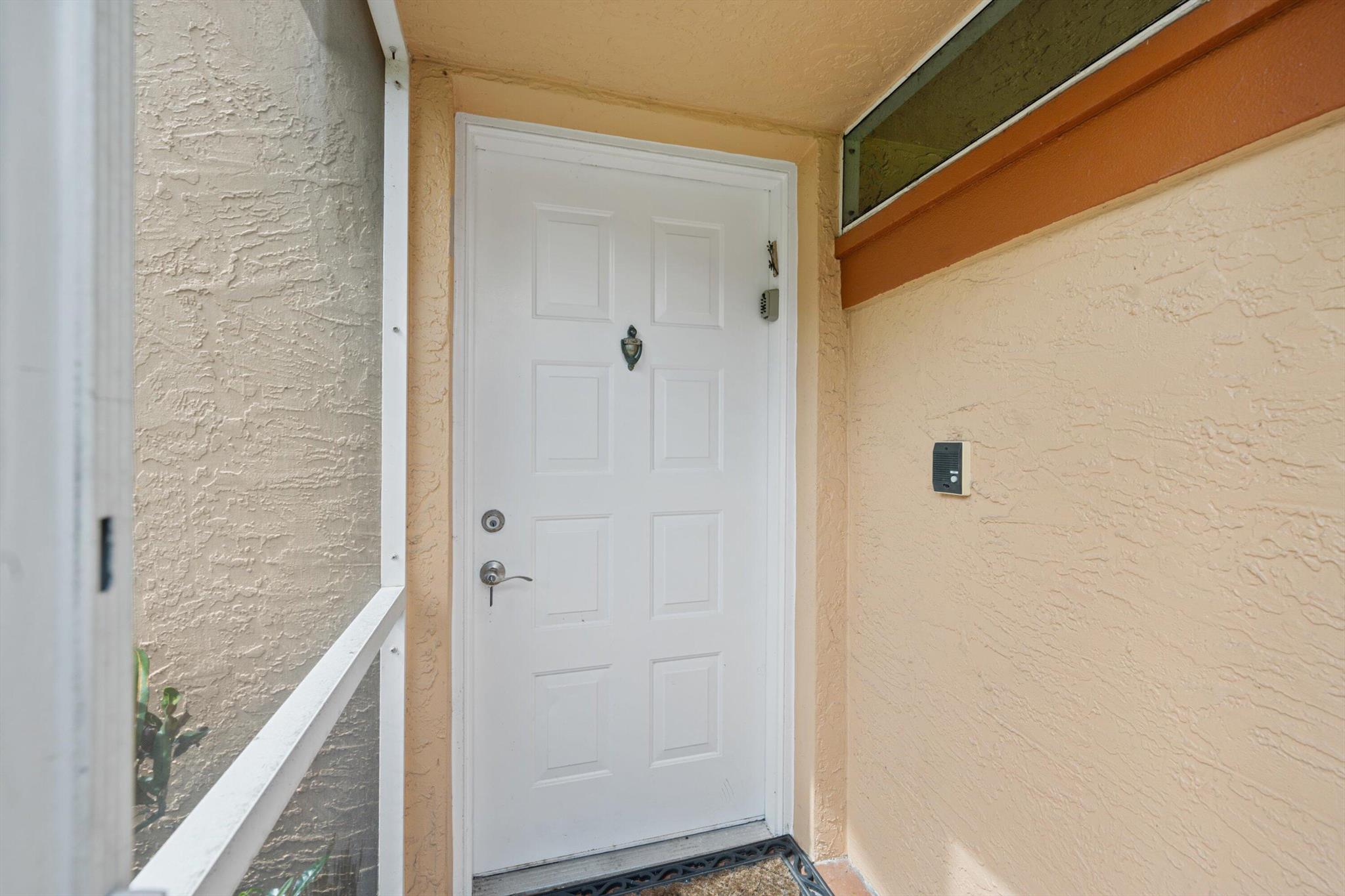 7825 Whispering Palms Drive 202, Boynton Beach, FL, 33437/$410,000 2 7825 Whispering Palms Drive 202