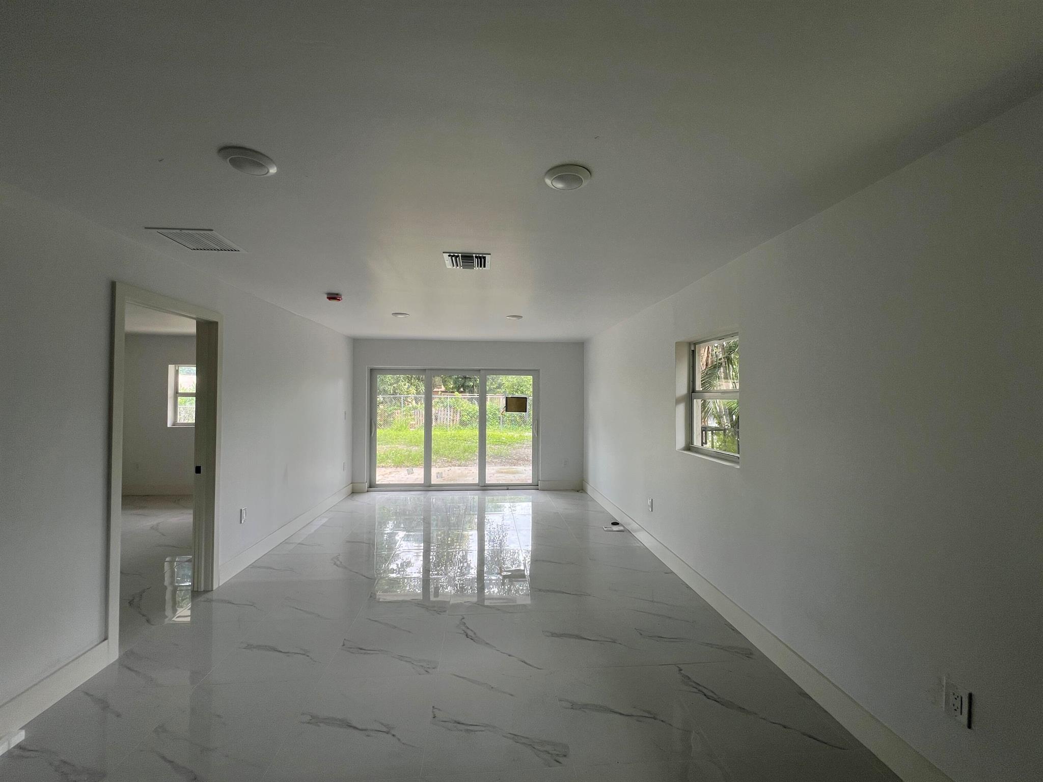 TOWN OF LAKE WORTH - Residential Lease