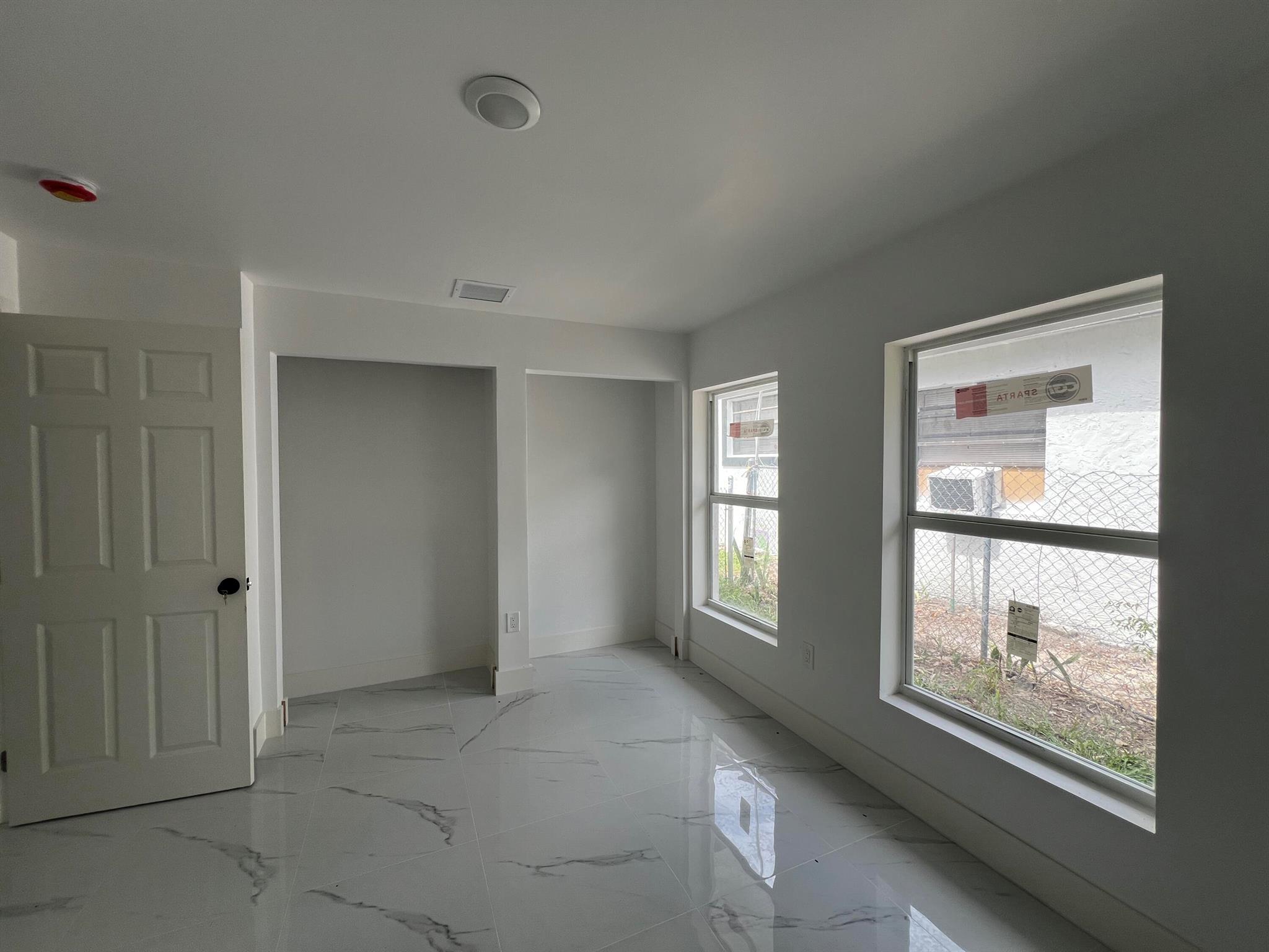 TOWN OF LAKE WORTH - Residential Lease