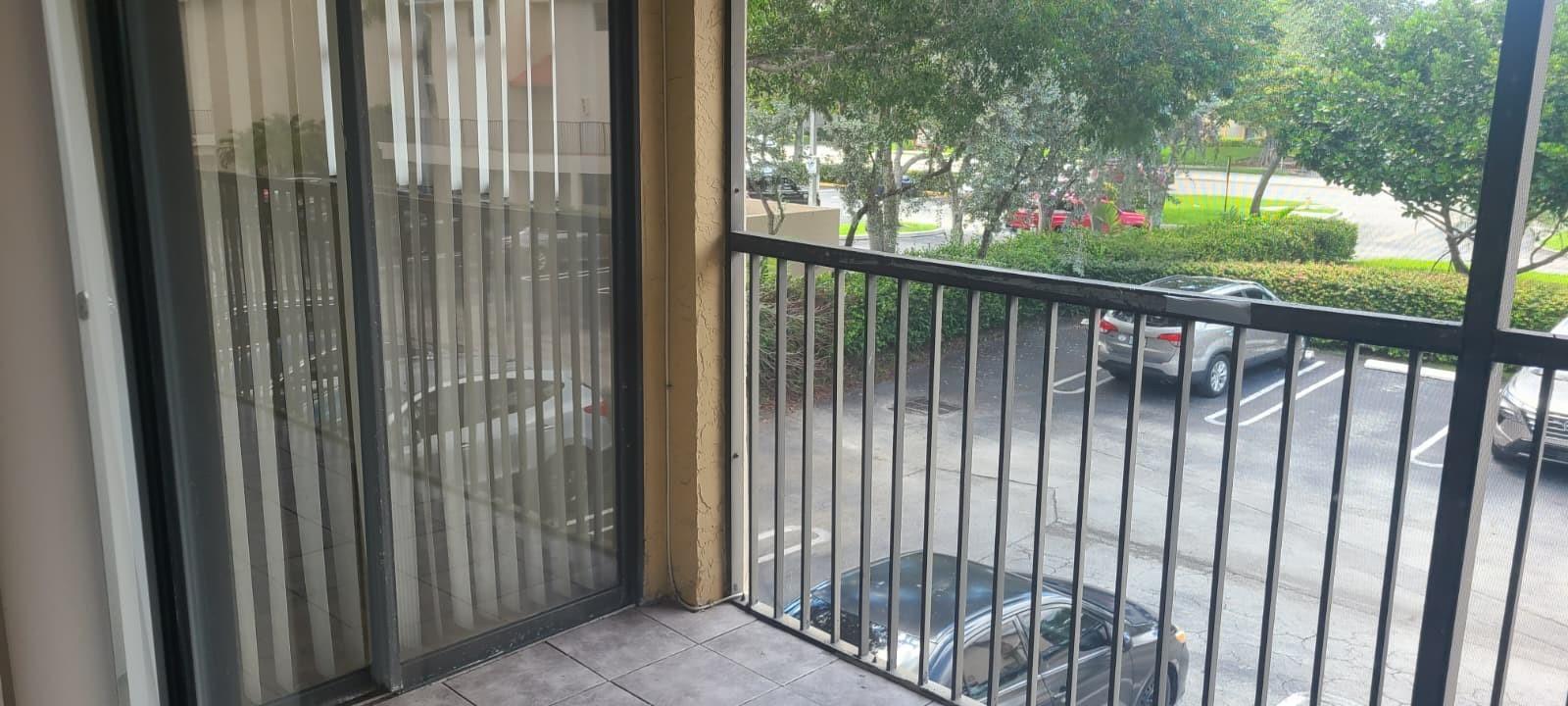 CORAL PLAZA CONDO - Residential Lease