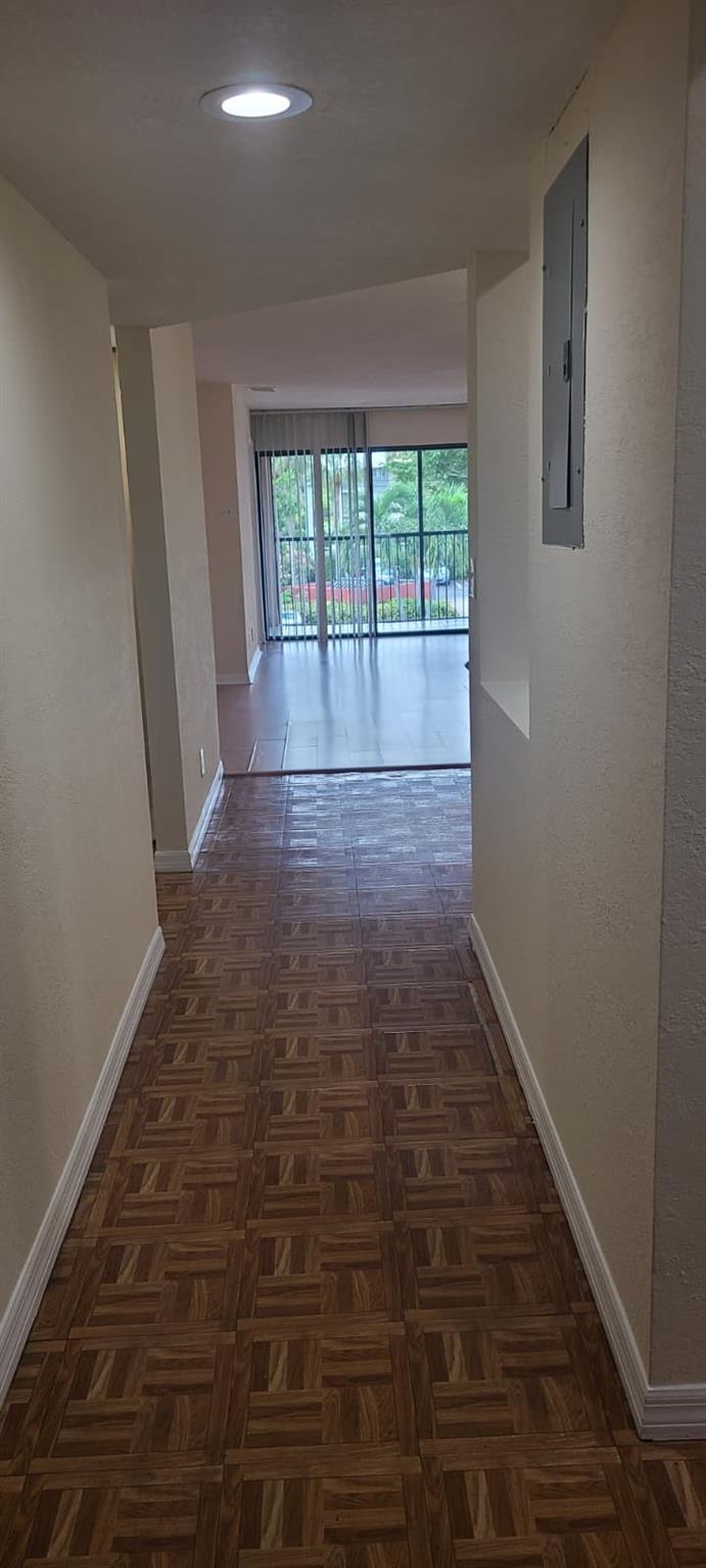 CORAL PLAZA CONDO - Residential Lease