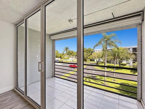 Tiny photo for 114 Royal Pk Drive #3A, Oakland Park, FL 33309 (MLS # B26083117)